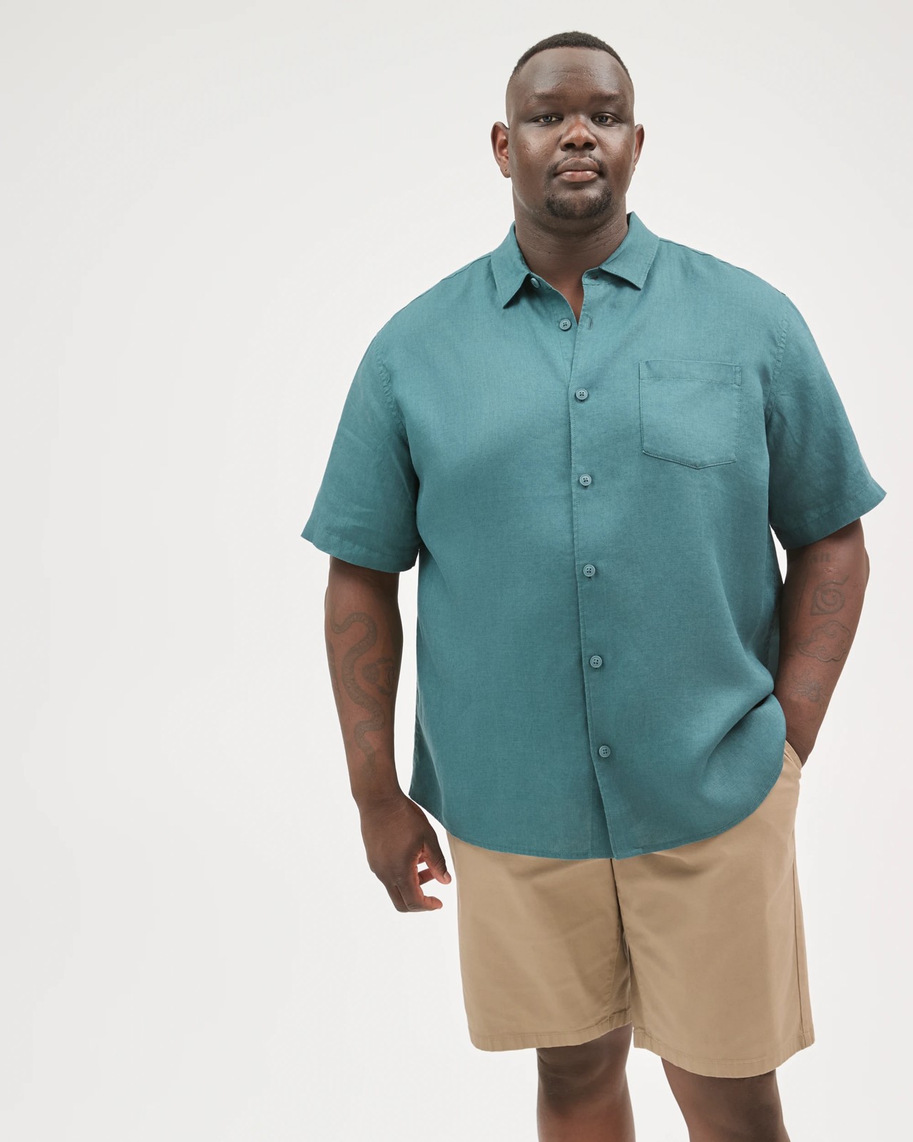 Plus Size European Linen Short Sleeve Shirt - Hunter Green 2 of 6