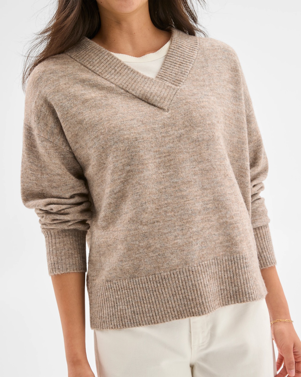 Lightweight Lofty V-Neck Sweater - Taupe Marle 3 of 5