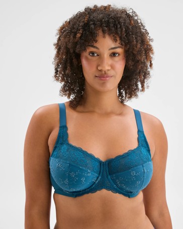 Plus Size Embroidered and Lace Underwire Bra