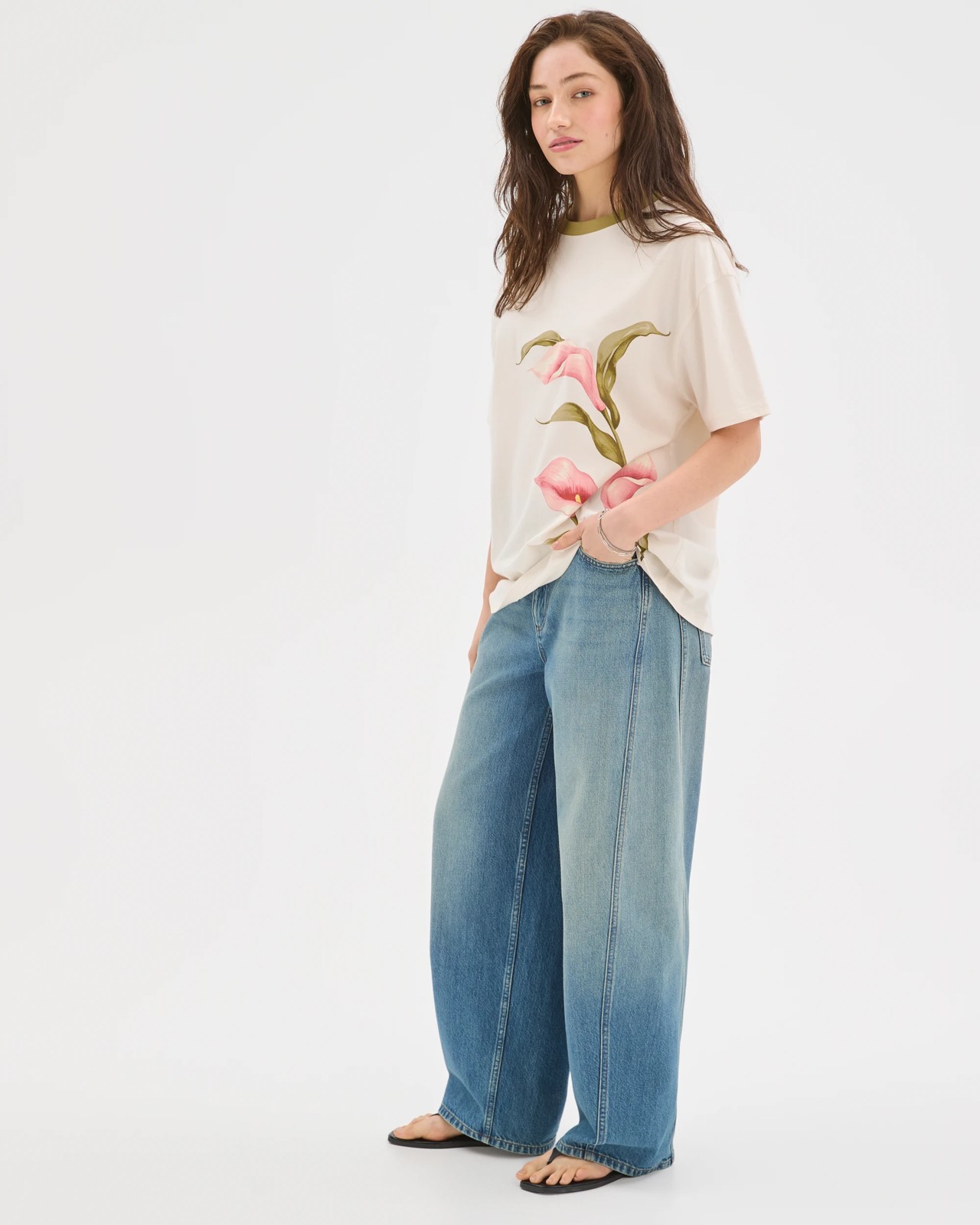 Lily Loves Australian Cotton Boyfriend T-Shirt - Neutral Calla Lilies 4 of 6