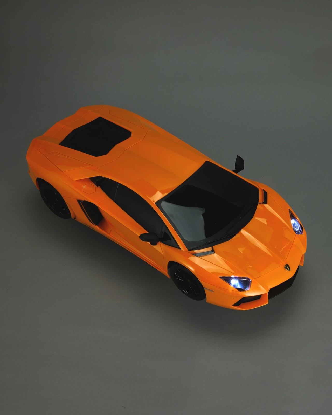 43700318-9