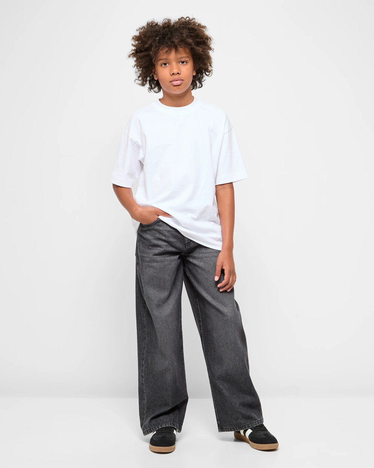 375_71158211_2+375T7115