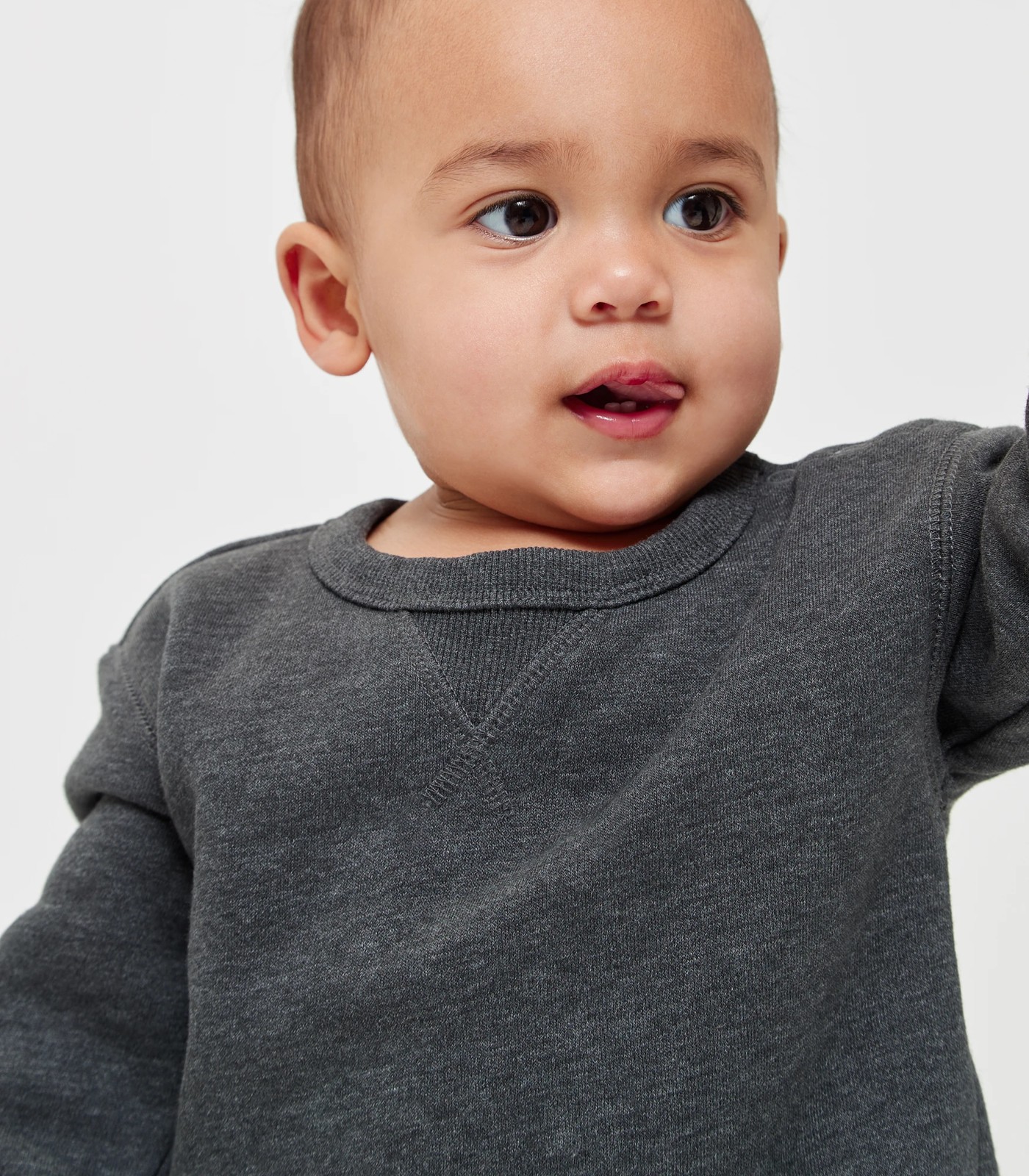 355_67903337_3+253738