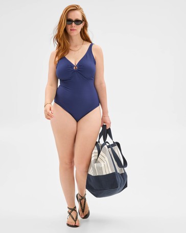 Resort Textured V-Neck One Piece Bathers