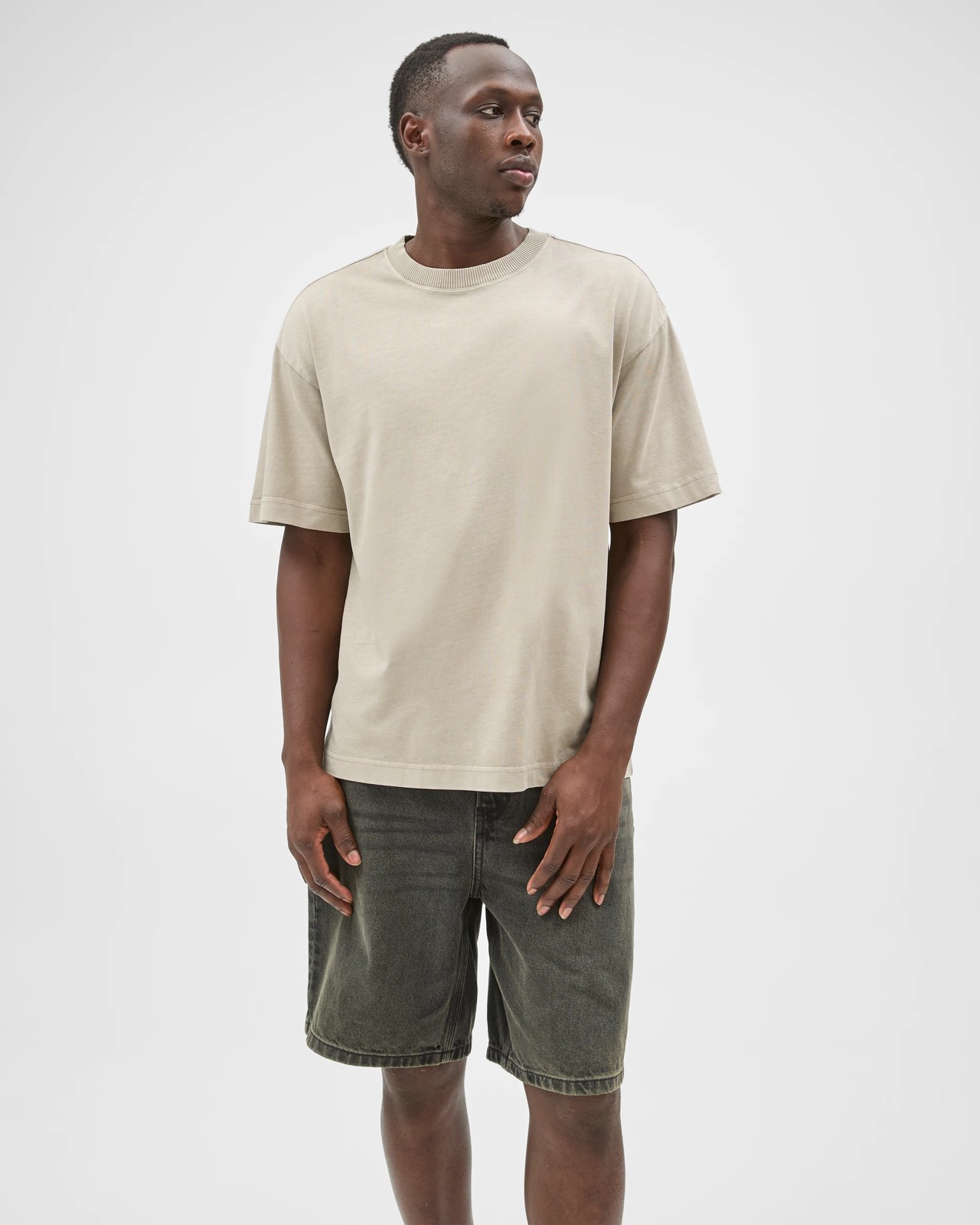 Commons Loose Fit Denim Shorts 2 of 5