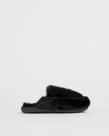 Fluffy Mule Scuff Slipper - Zuri