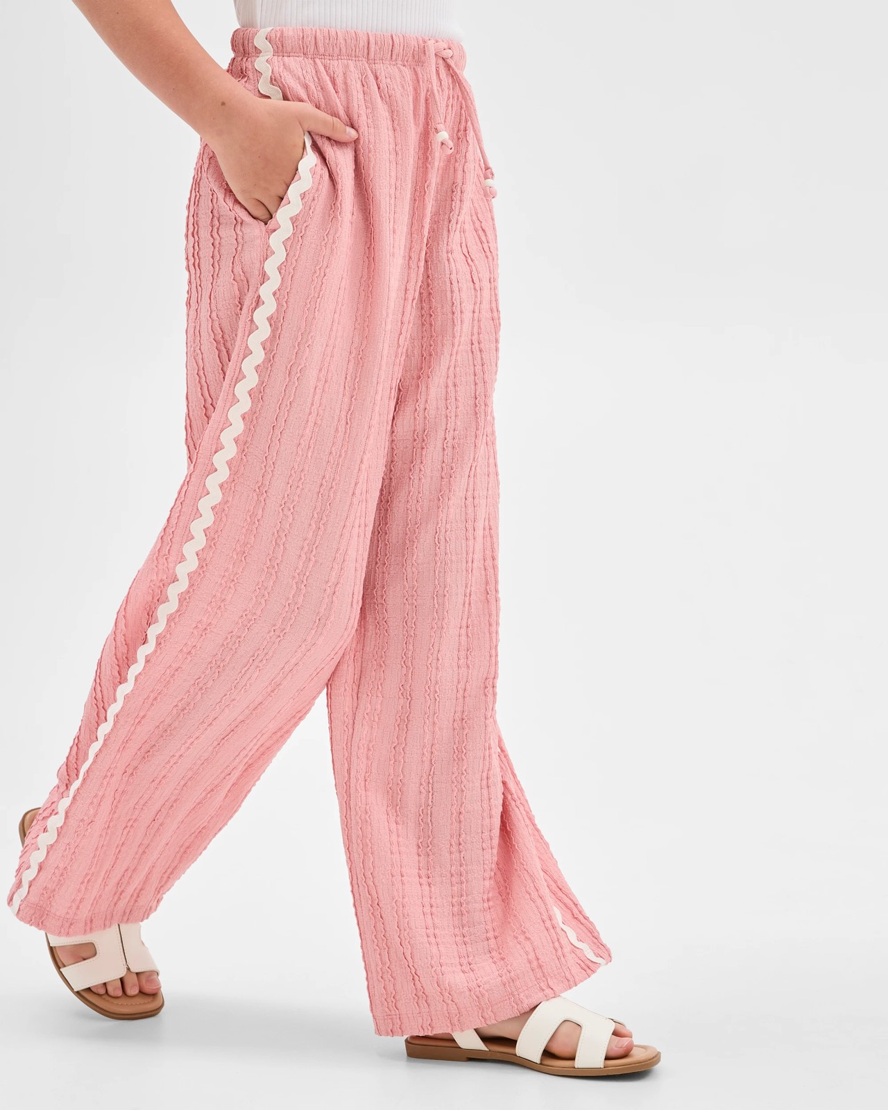 320_71833729_2+320T7183