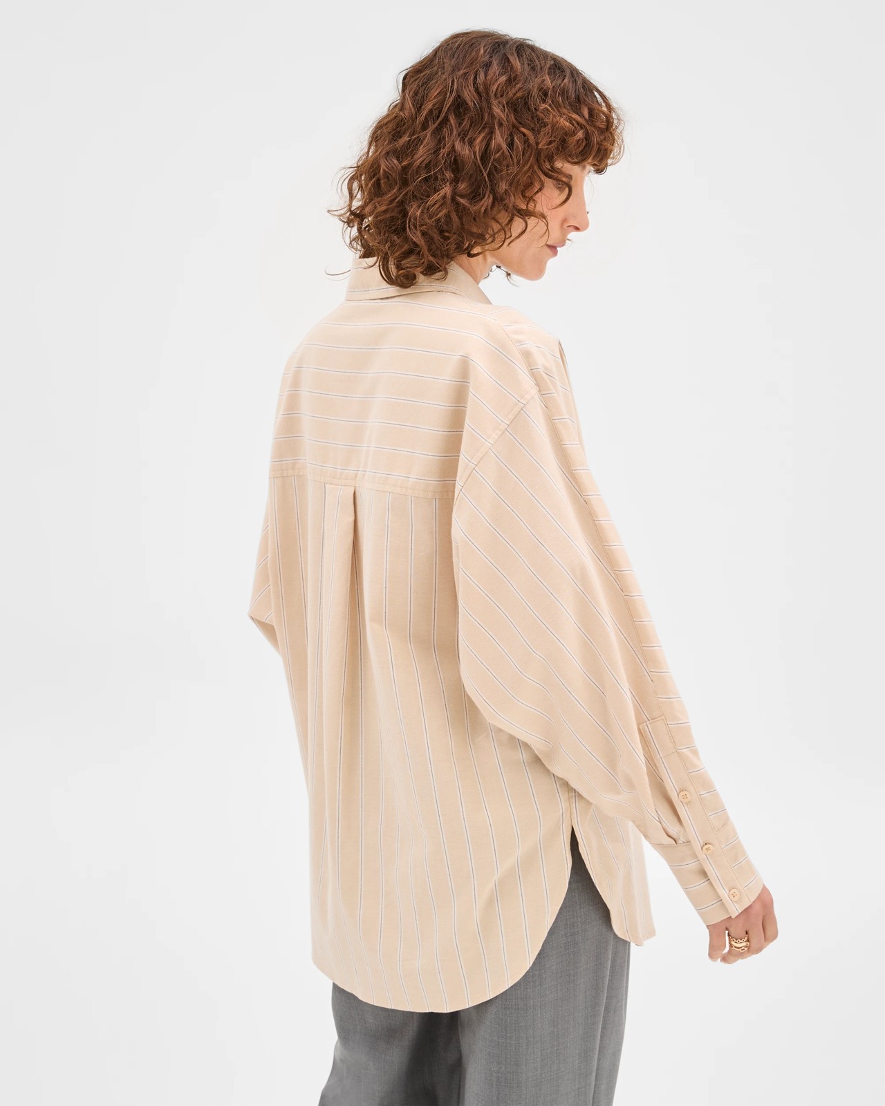 225_72357347_7+225T7235