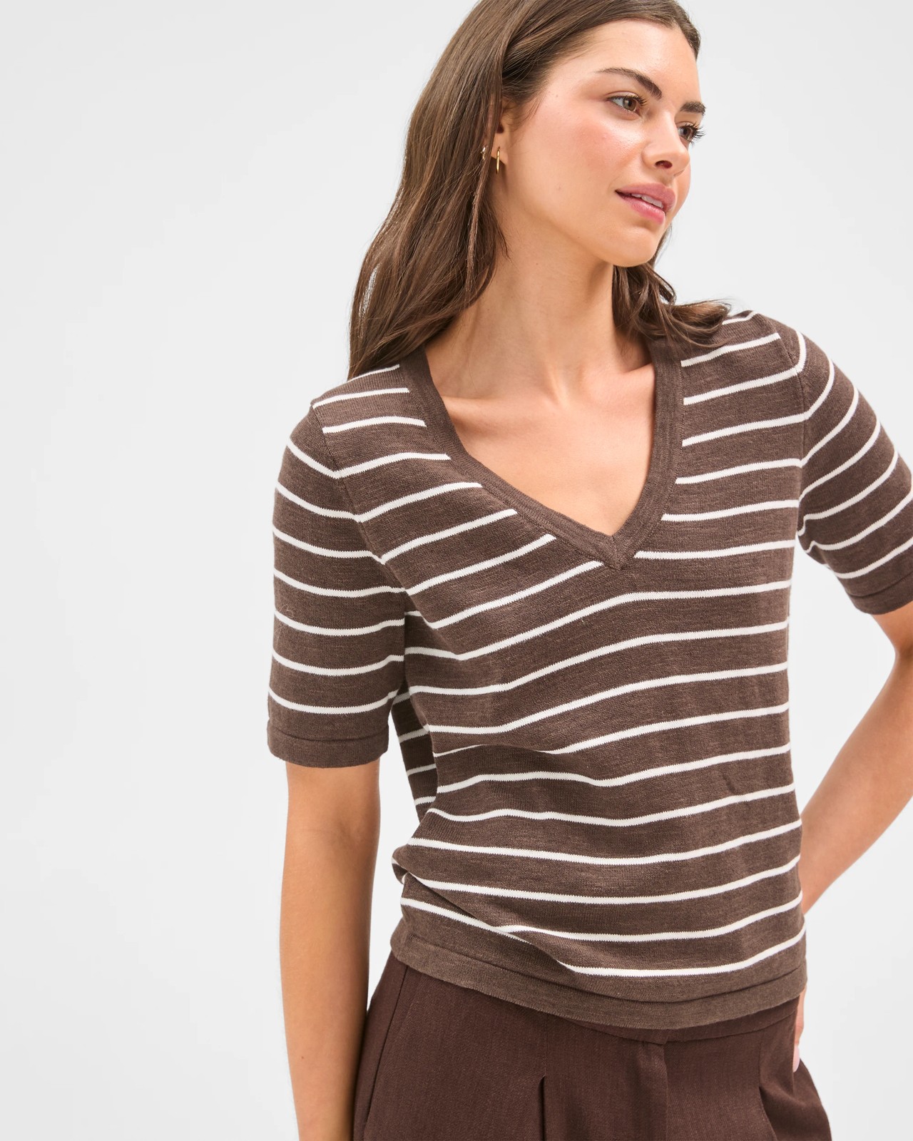 Petites Australian Cotton Blend V-Neck Knit T-Shirt - Coffee Bean Pale Oat 3 of 6