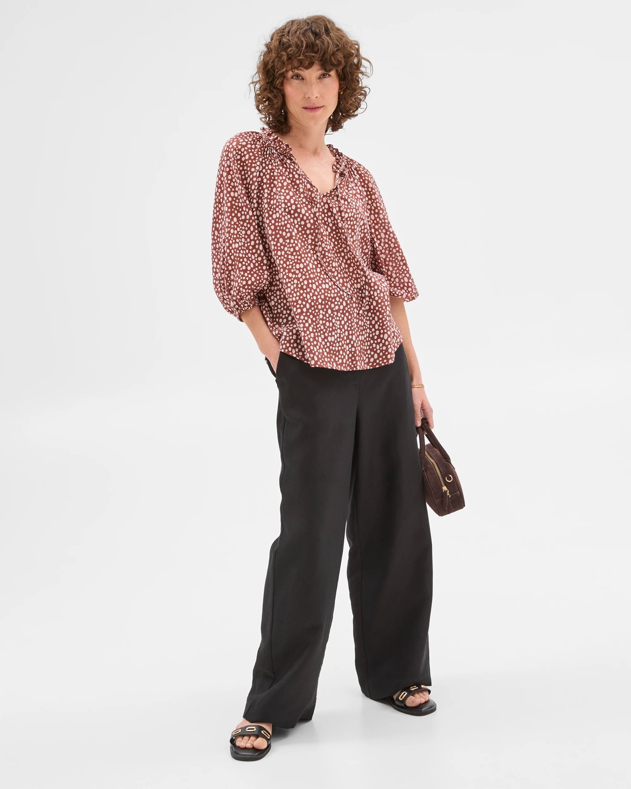 225_71479392_6+225T7147