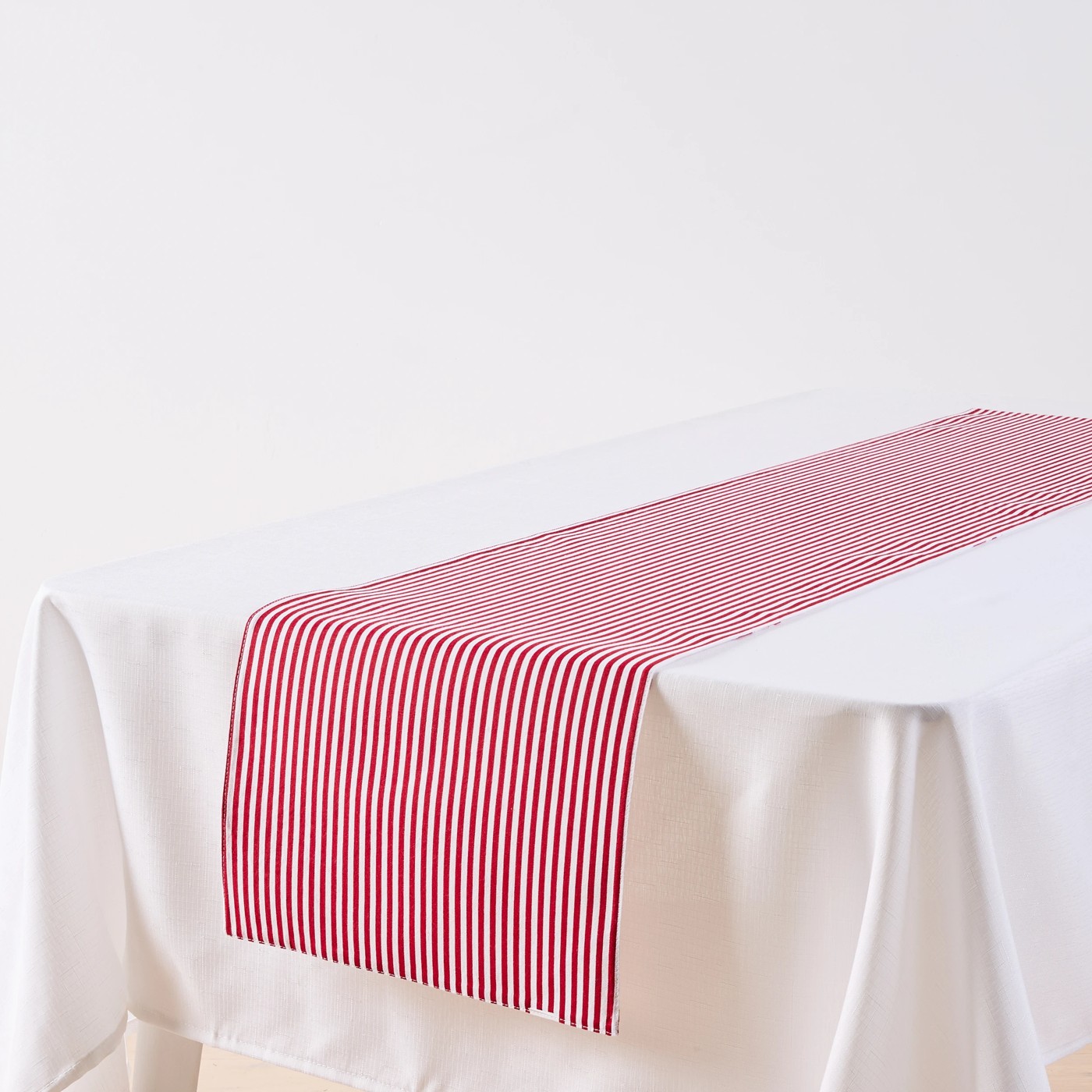 Anko Candy Hearts Table Runner 4 of 6