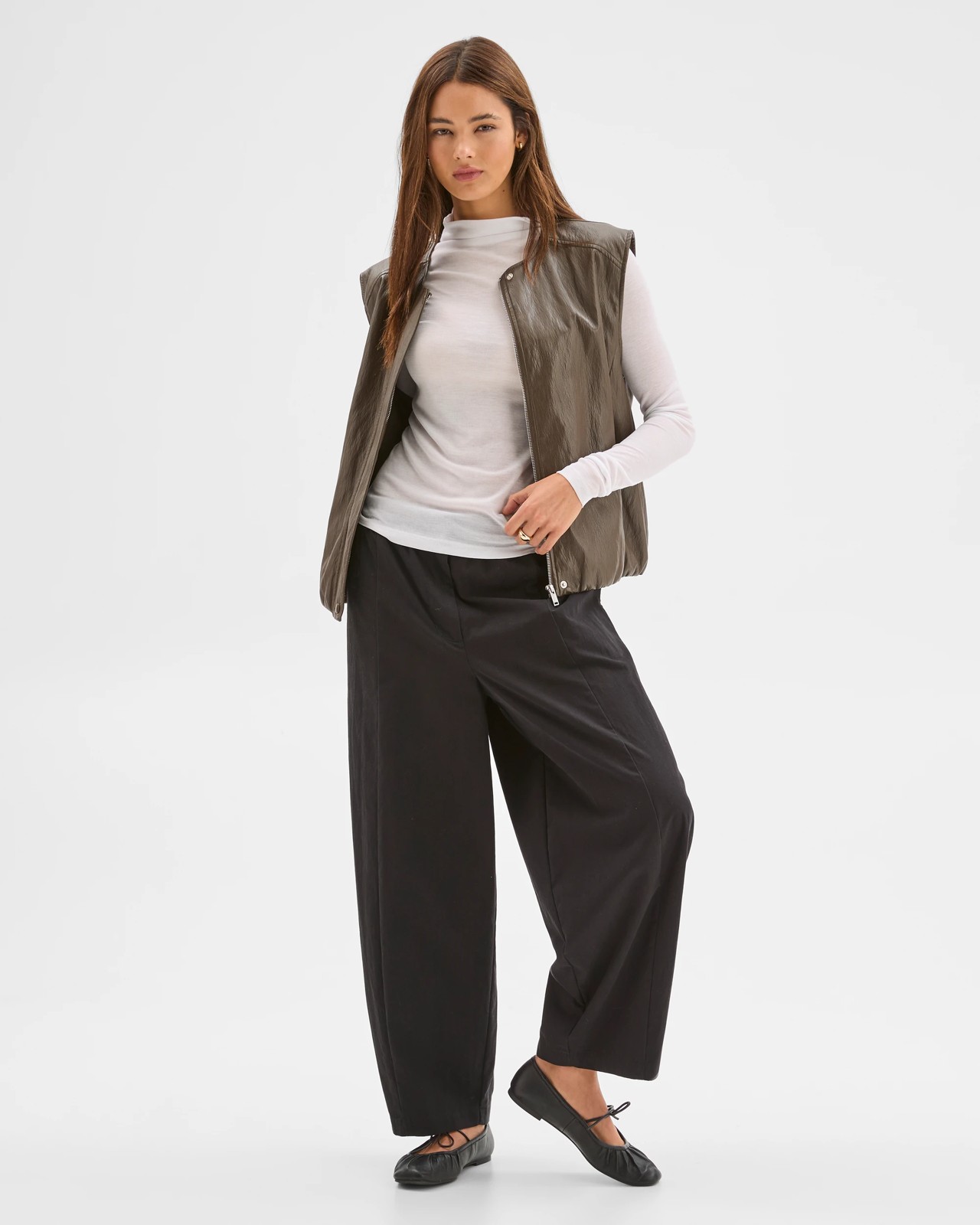 Lily Loves Australian Cotton Blend Pull On Pleat Pants - Black 2 of 6