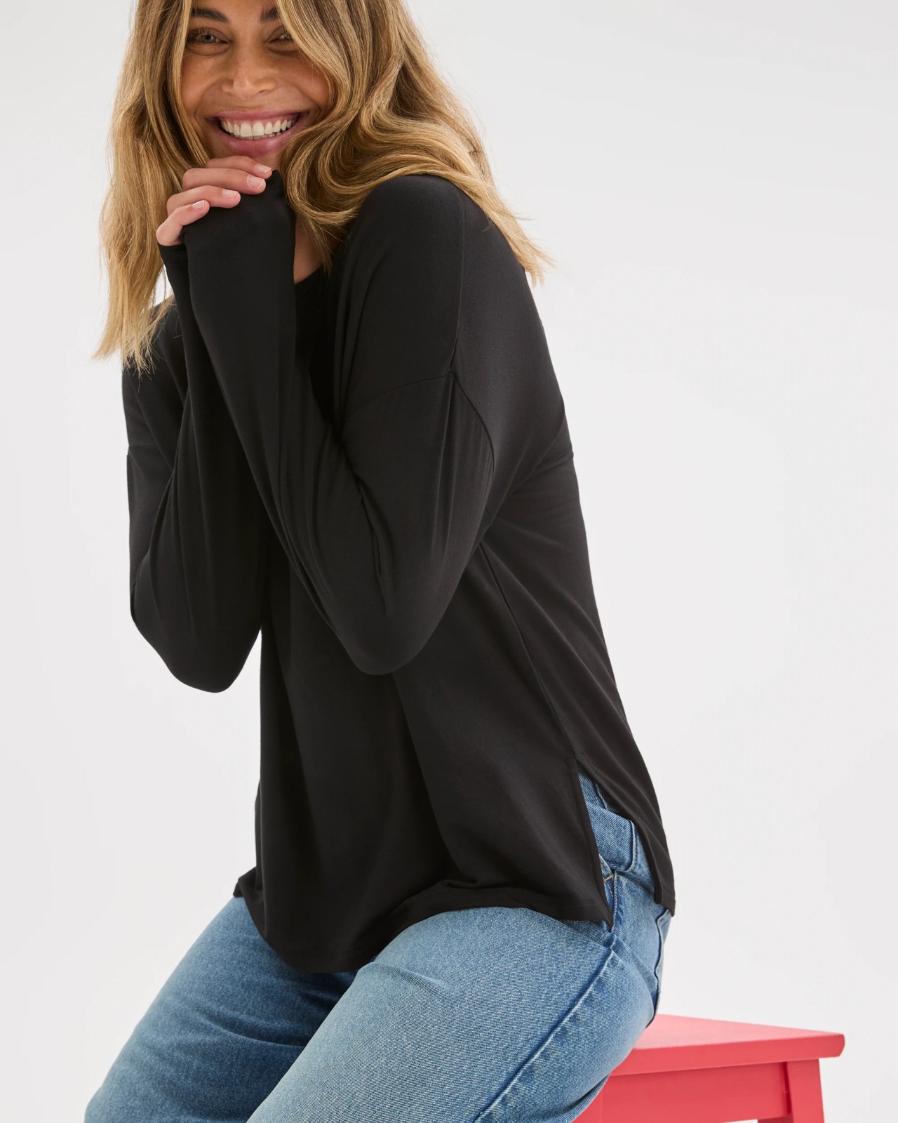 Long Sleeve Drop Shoulder Curved Hem Top - Black 6 of 6