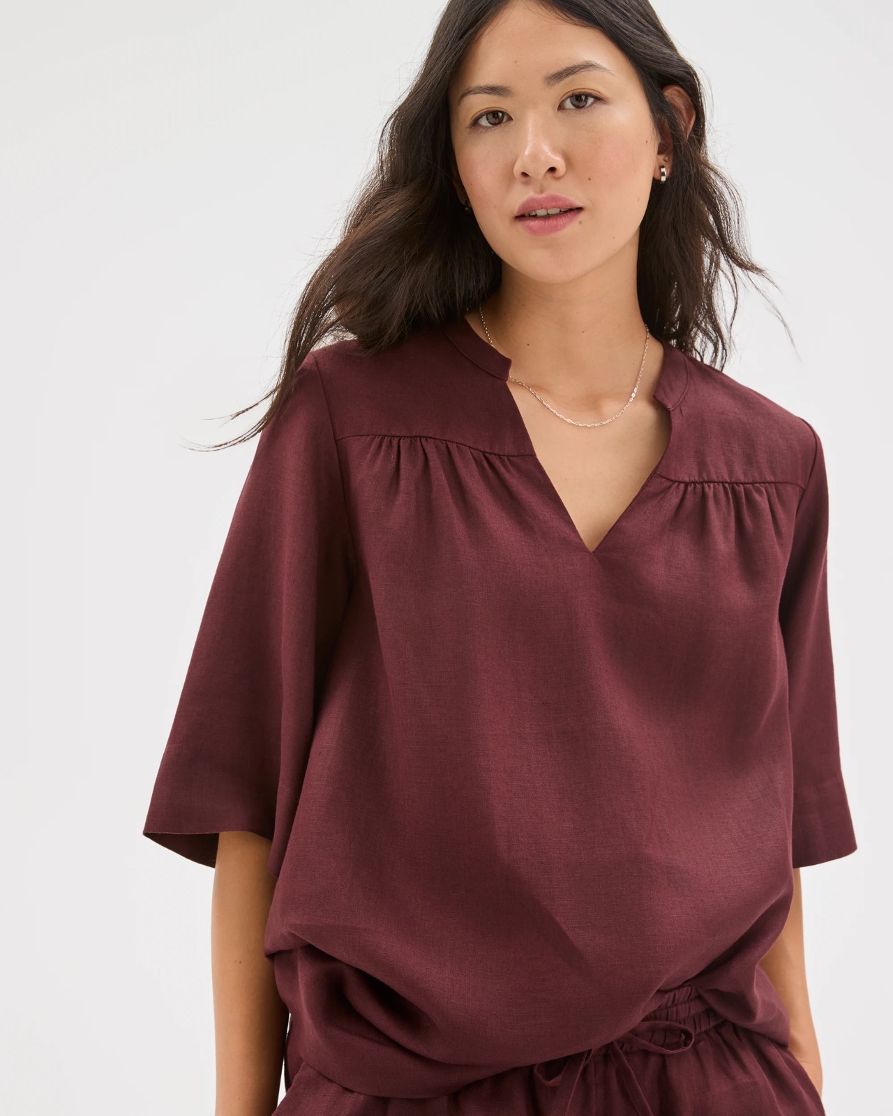 European Linen Short Sleeve V-Front Tunic Top 3 of 6