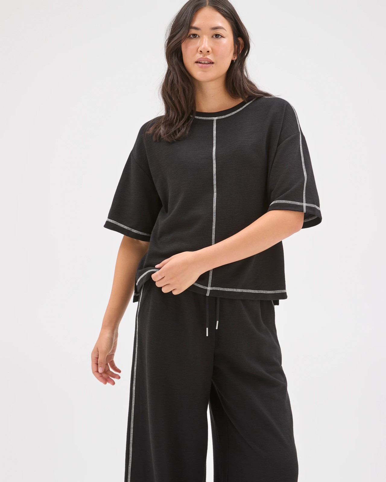 Textured T-Shirt with Contrast Seams - Black 3 of 5