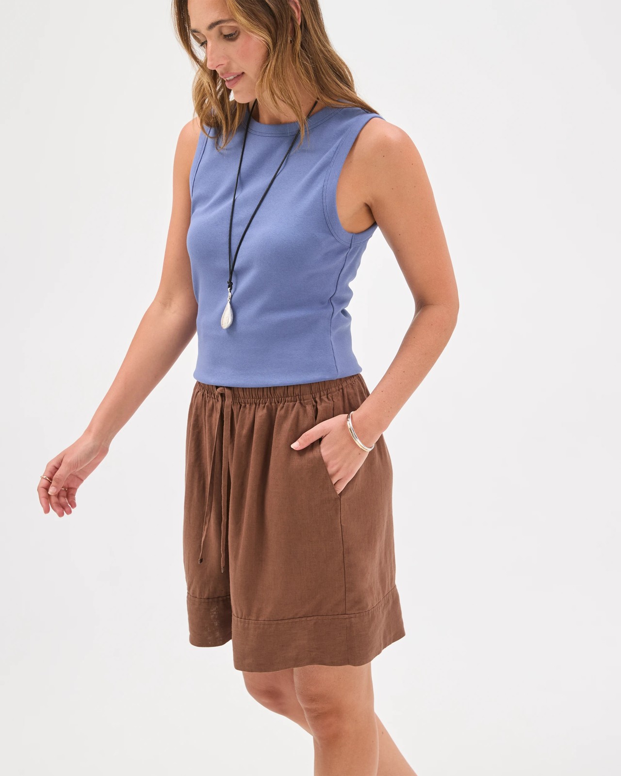 European Linen Long Shorts - Warm Brown 4 of 5
