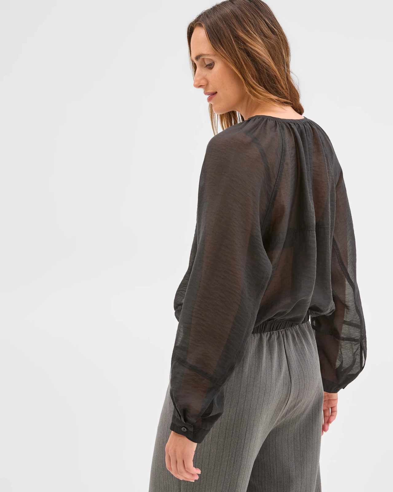 Preview Long Raglan Sleeve Gathered Blouse - Black 4 of 6