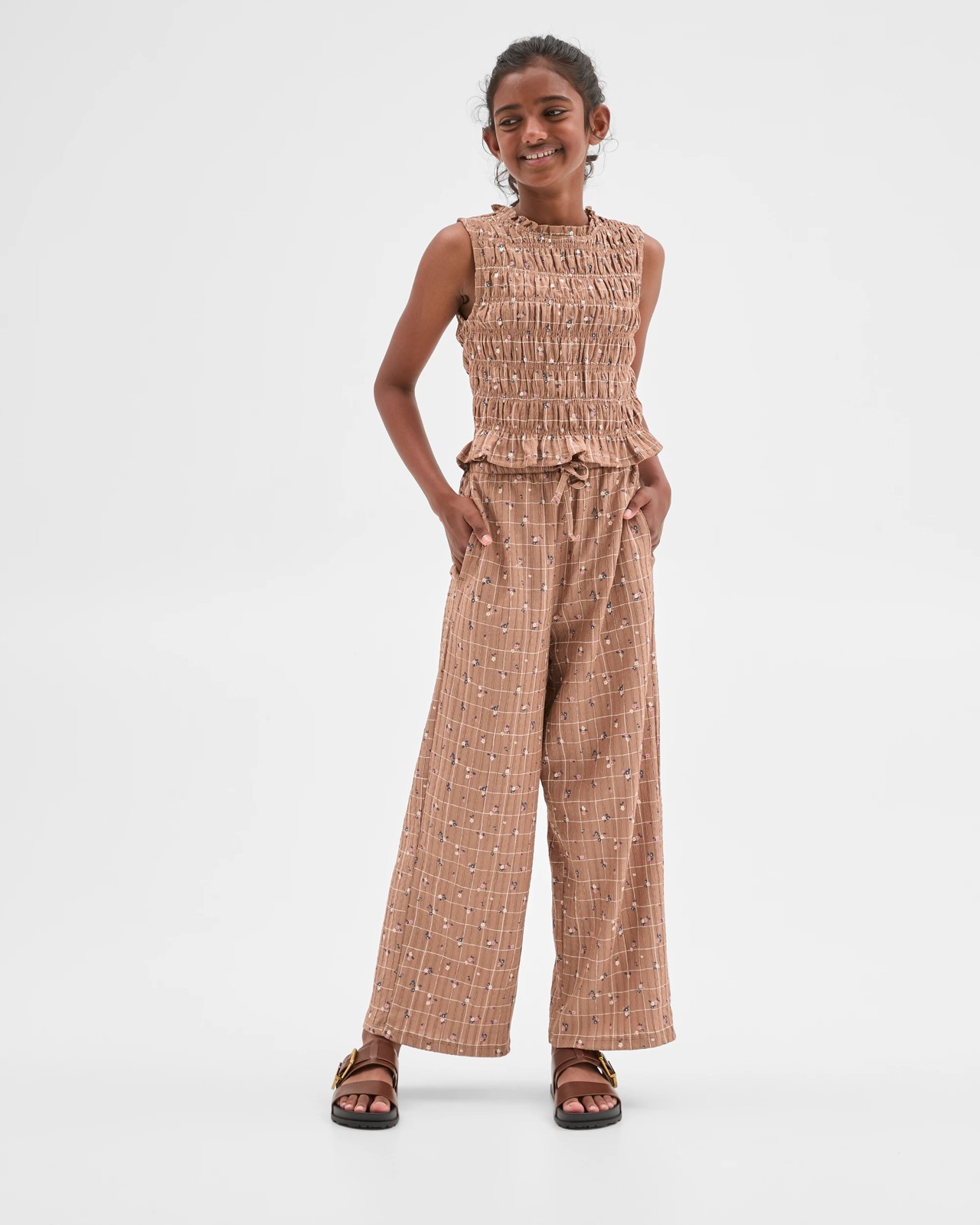 320_71836942_2+320T7183