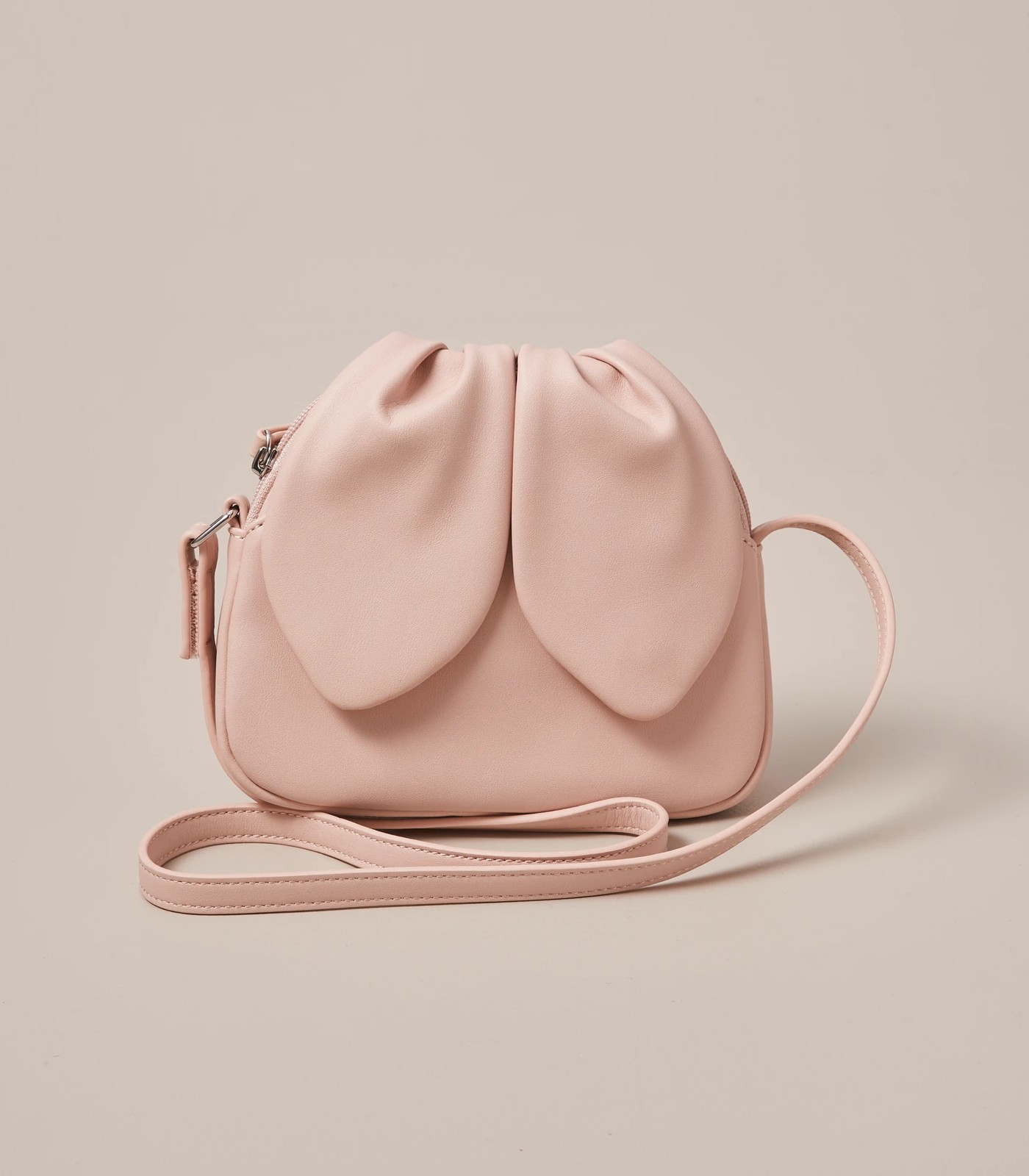 Bunny best sale crossbody bag