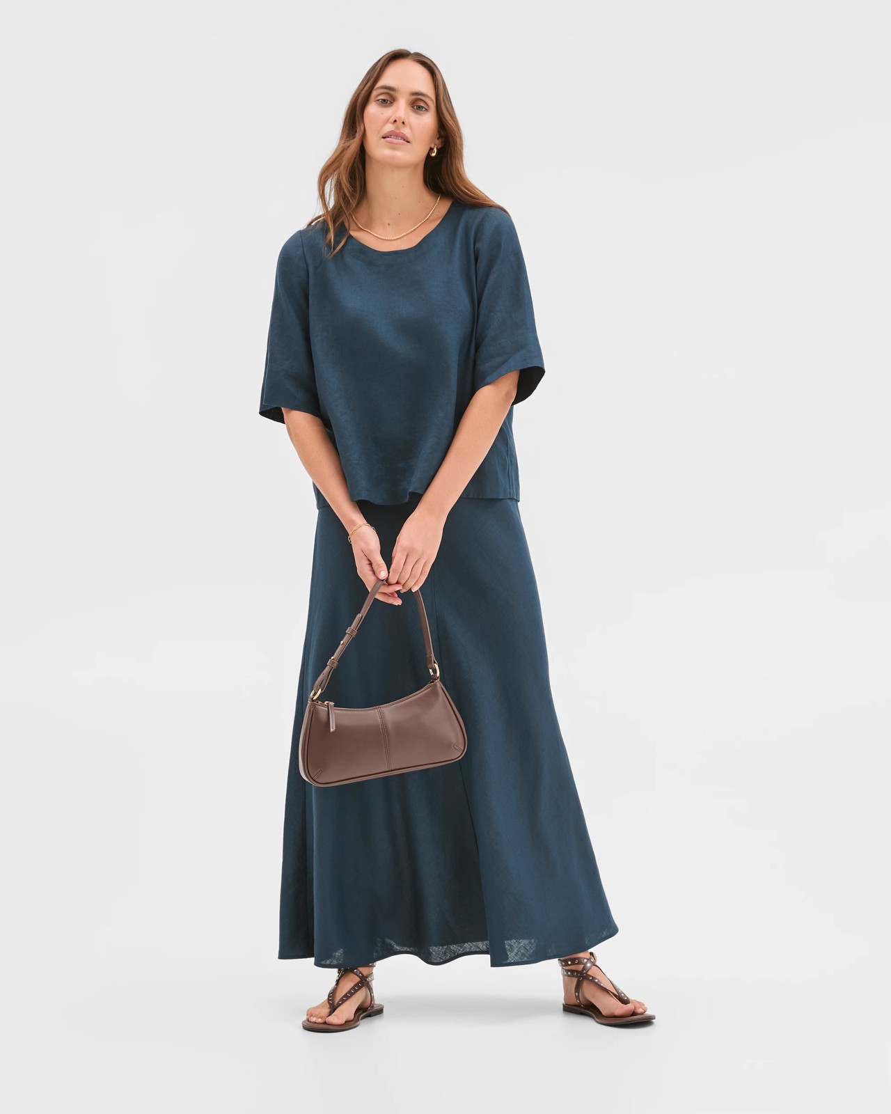 225_72120934_1+225T7212