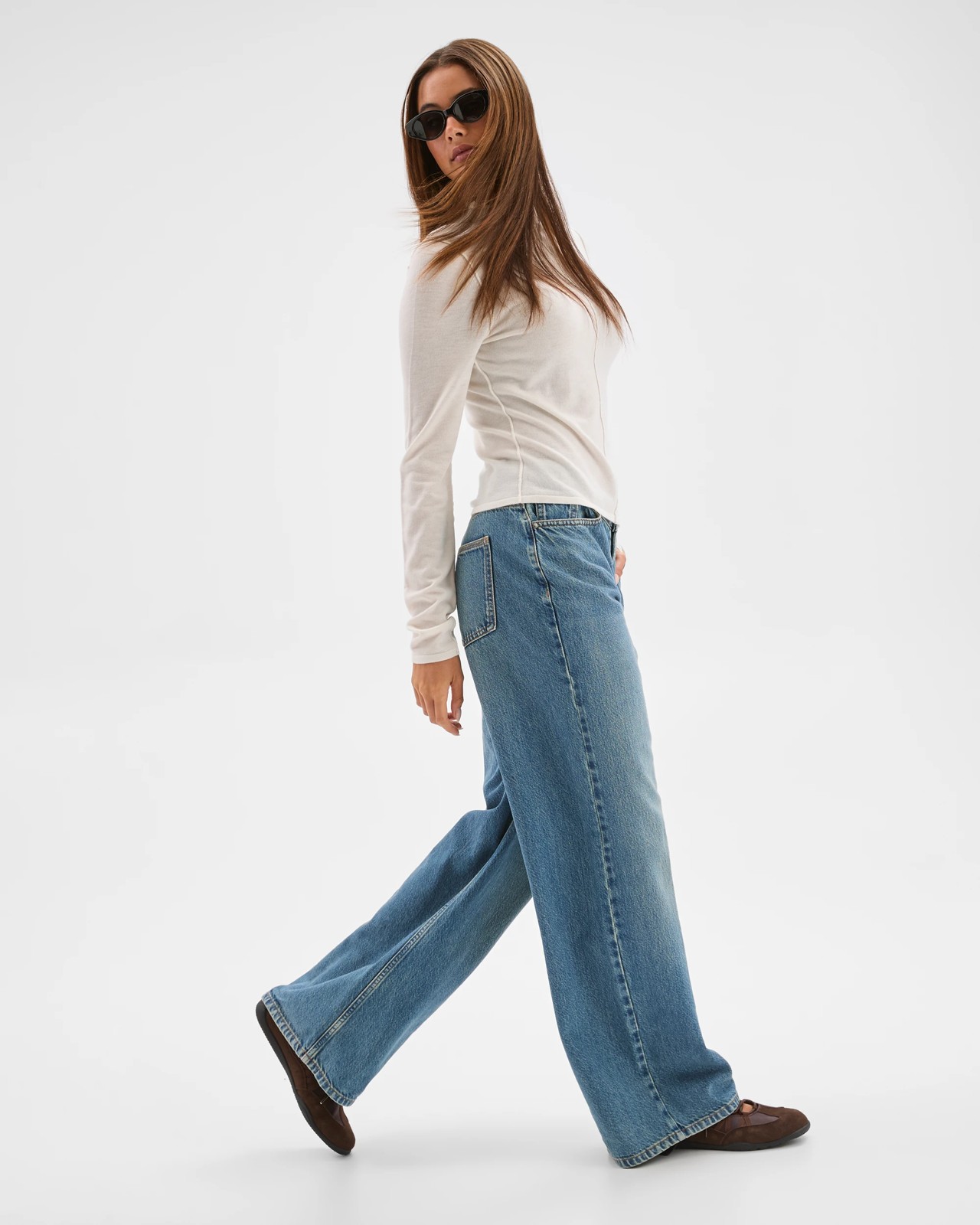 Lily Loves Exposed Seam Skivvy Top - Light Cream 3 of 5