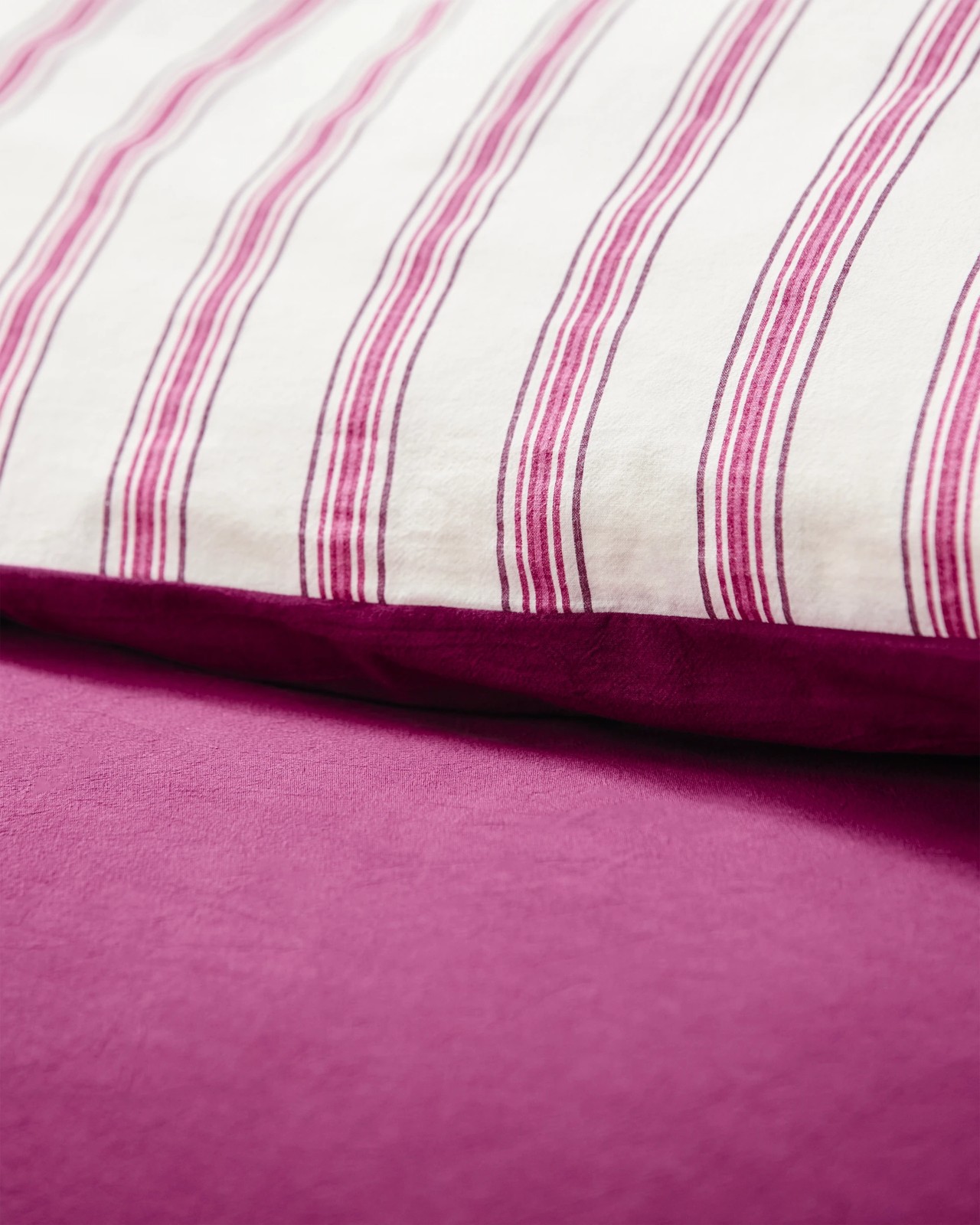 Arlo Cotton Stonewash Quilt Cover Set - Magenta 4 of 6