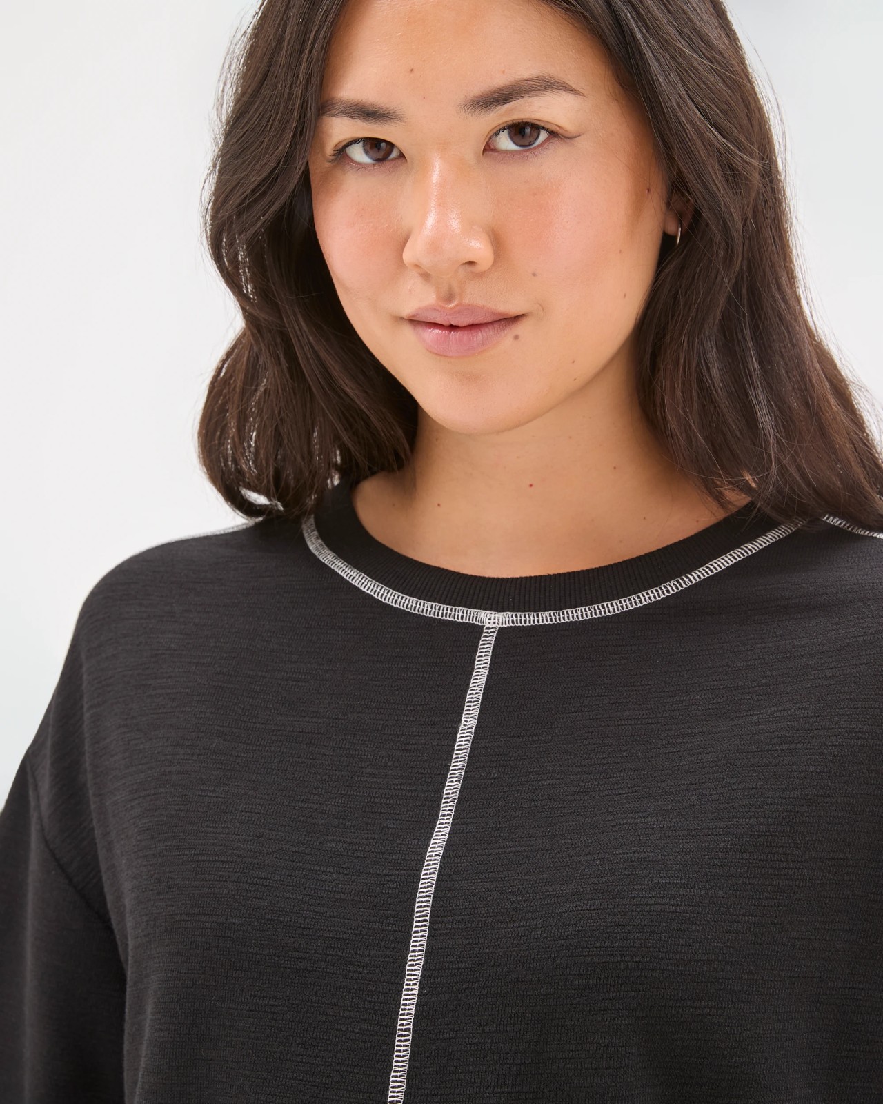 Textured T-Shirt with Contrast Seams - Black 4 of 5