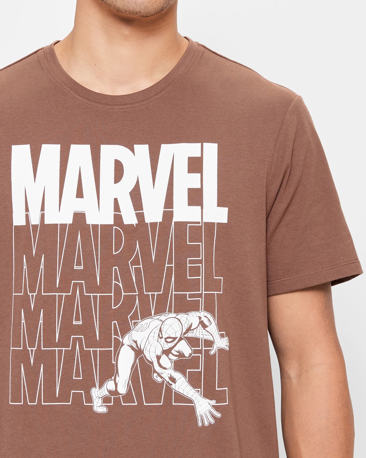 T shirt marvel on sale logo