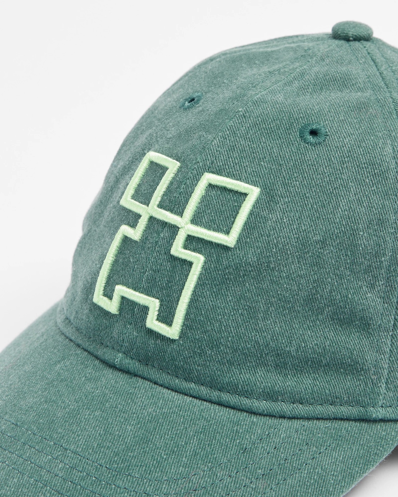 160_69243691_2+27CB03