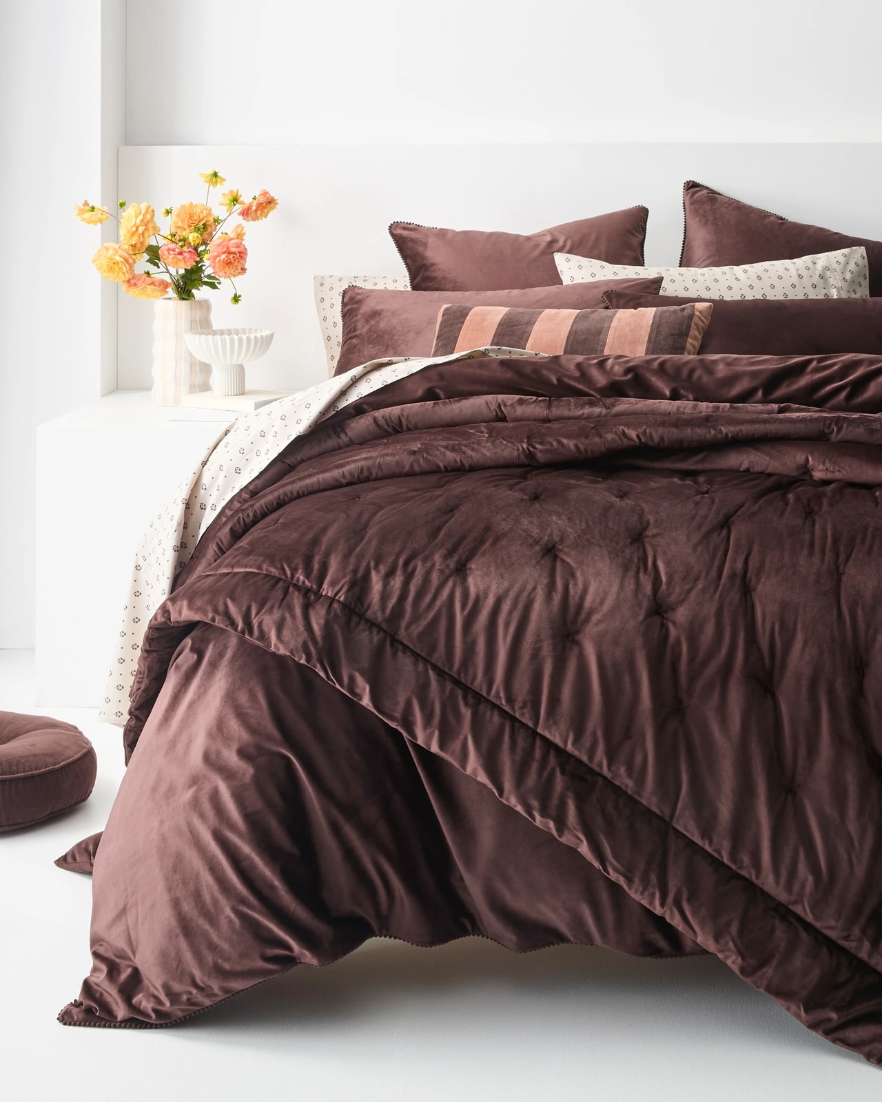 Lacy Velvet Comforter - Chocolate 2 of 5