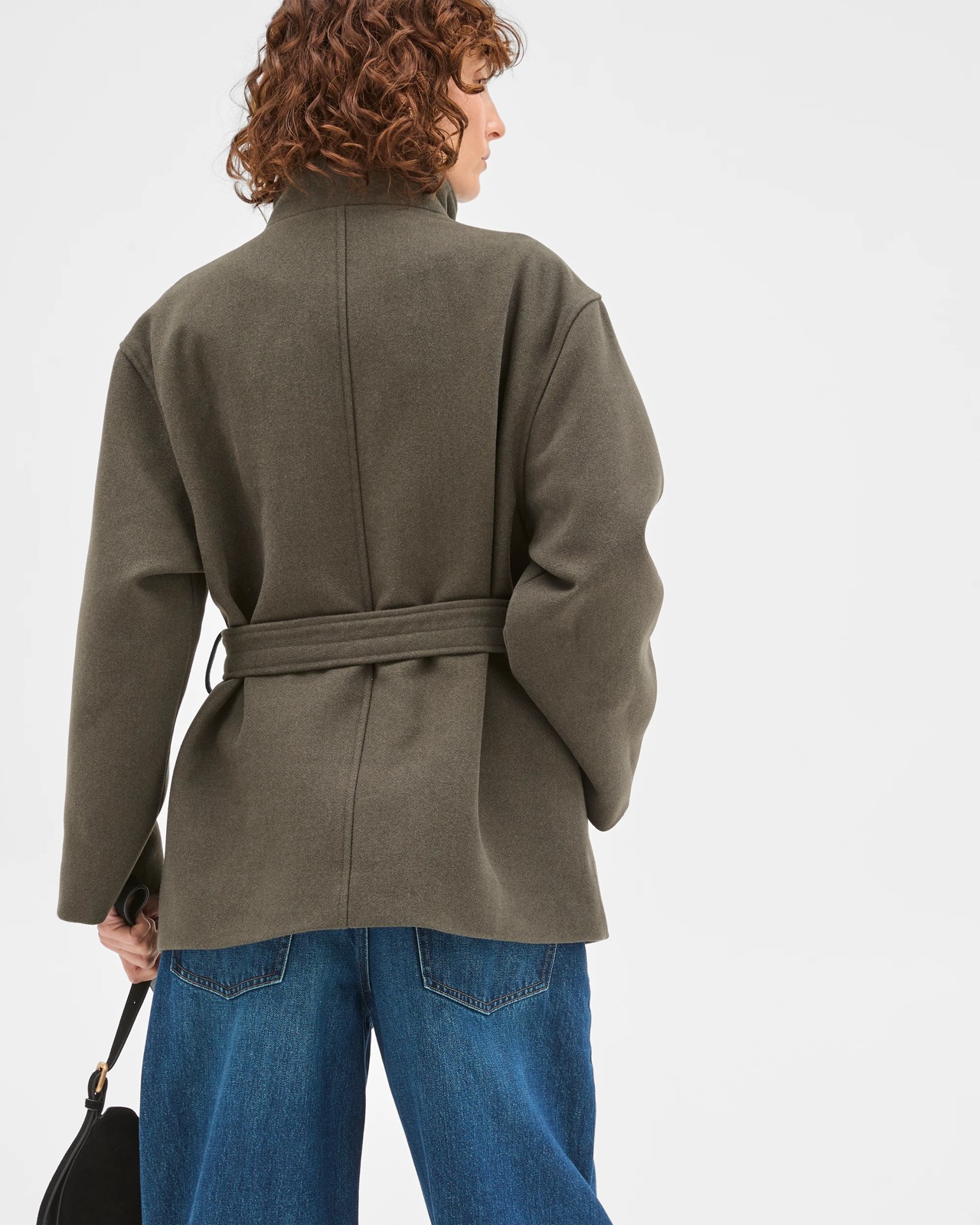 225_72400869_7+225T7240