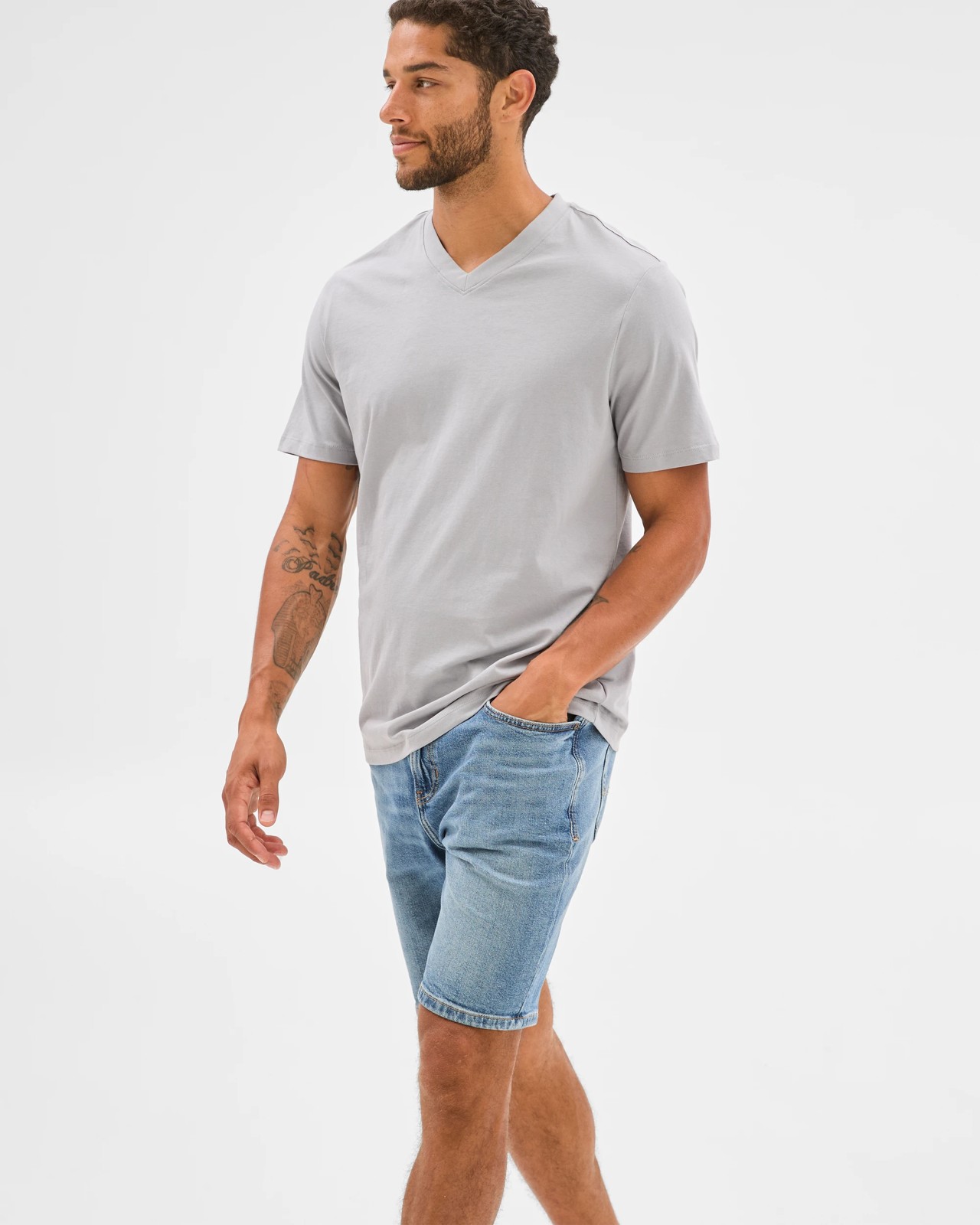 415_71379630_2+415T7137