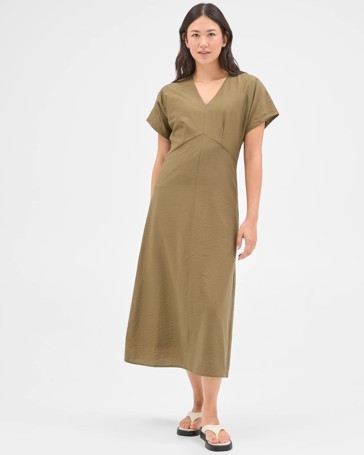 Preview Wendy Seam Detail Midi Dress
