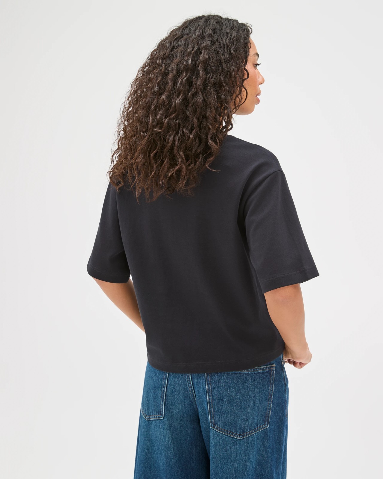 Australian Cotton Heavyweight V-Neck Boxy T-Shirt - Black 6 of 6
