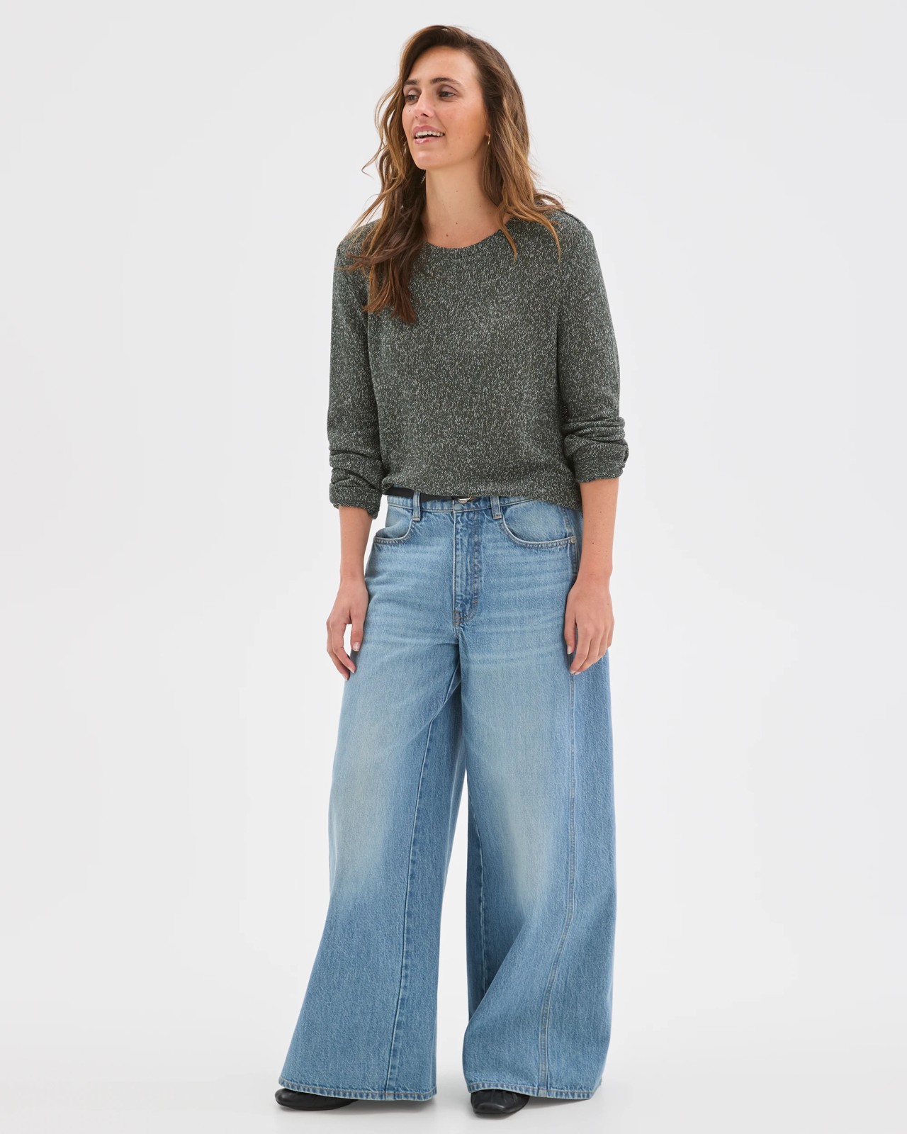 Australian Cotton Blend Long Sleeve Step Hem Textured Knit Top - Urban Chic 3 of 5