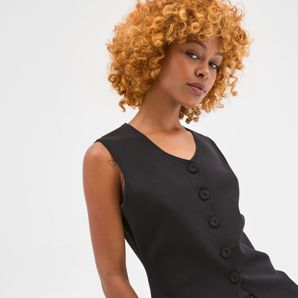 Petites Sleeveless Crepe Knit Vest