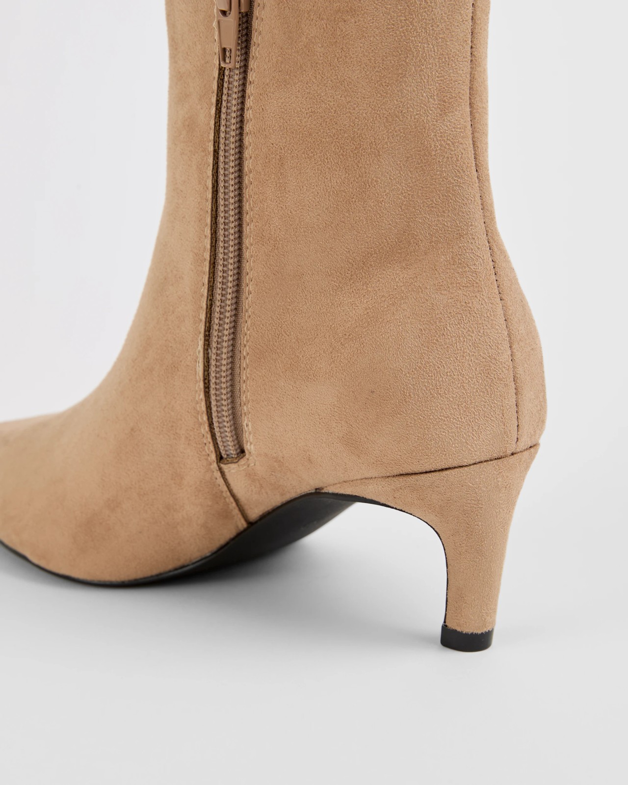 475_71873572_3+475T7187