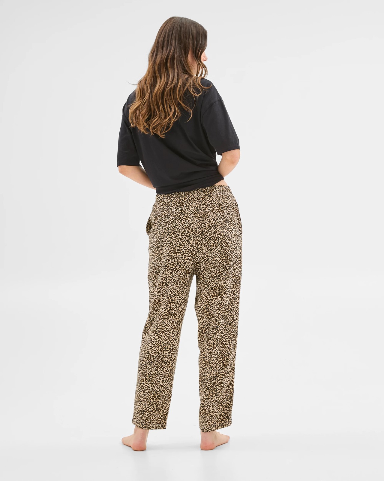 272_71581866_3+272T7158