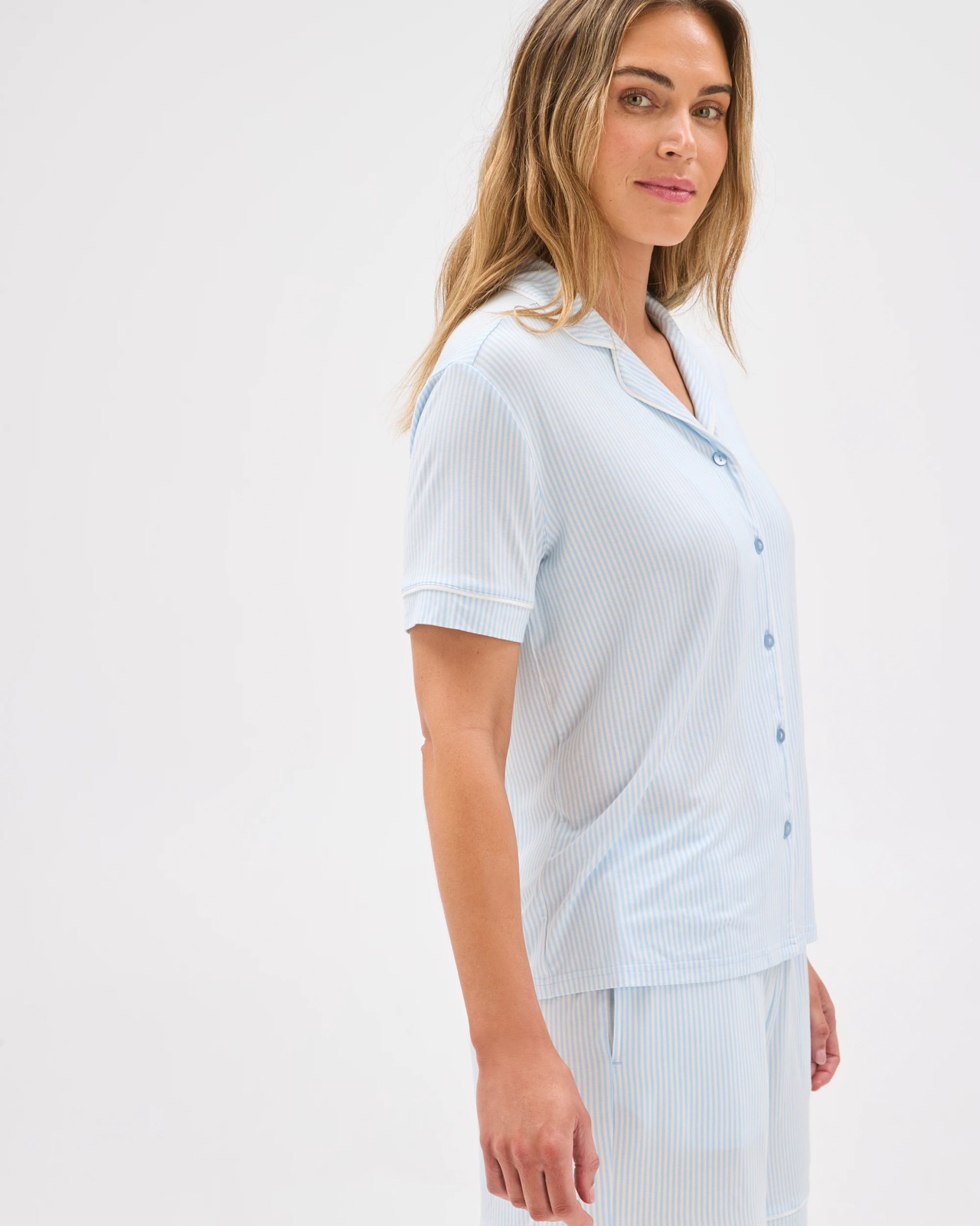 Bamboo Top and Shorts Pyjama Set 4 of 5