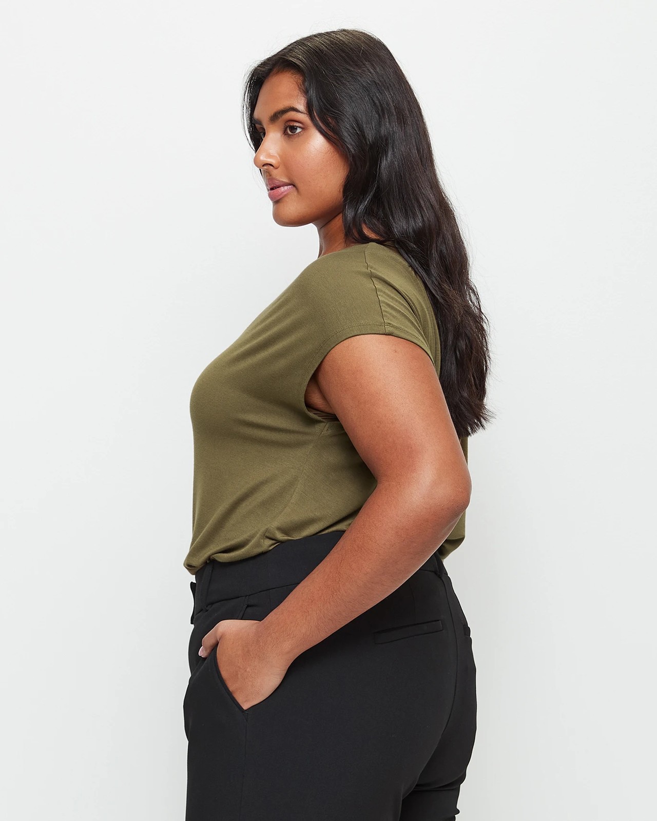 Curve V-Neck T-Shirt 3 of 6