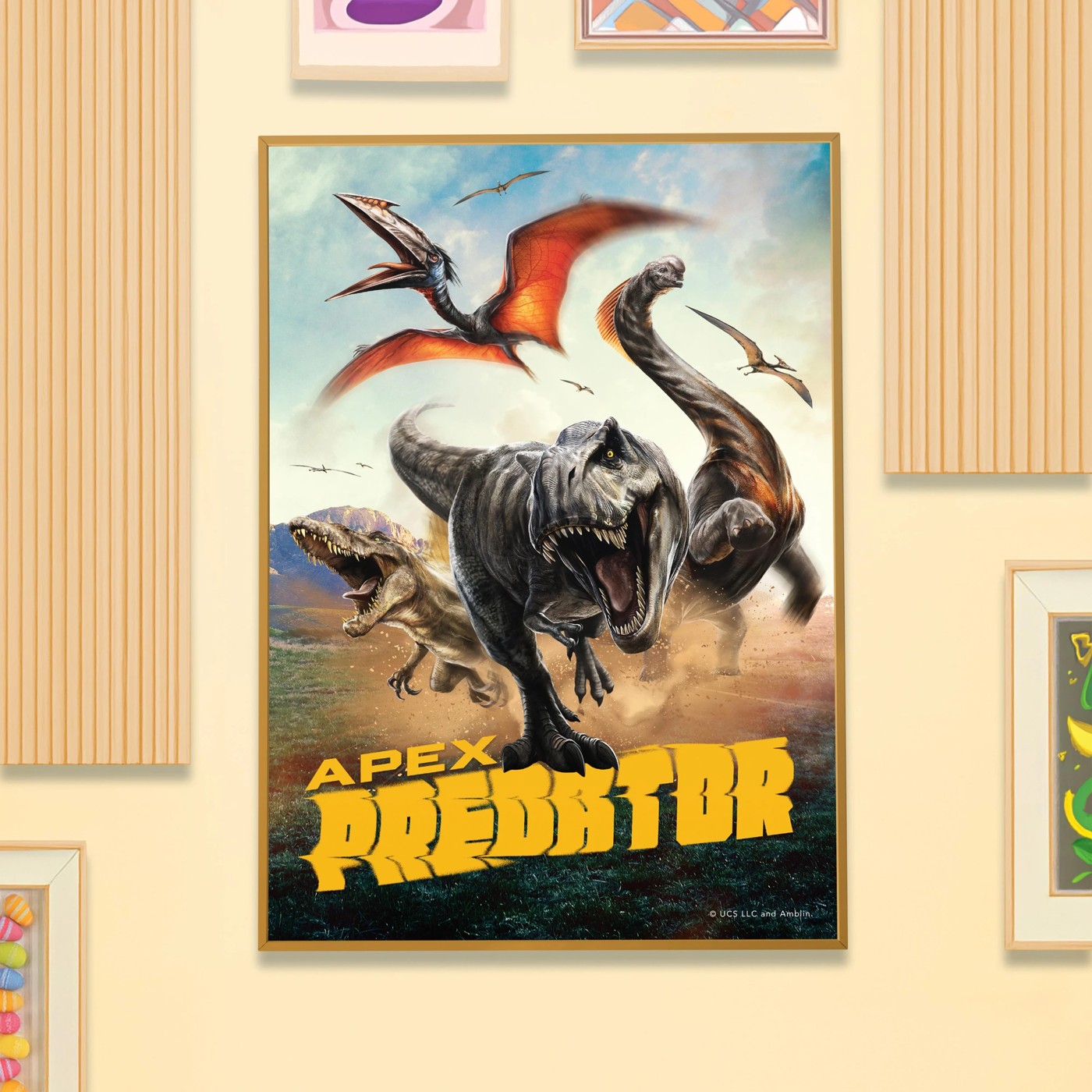 Kaleidoscope: Jurassic World Colouring and Activity Kit - Book 4 of 6