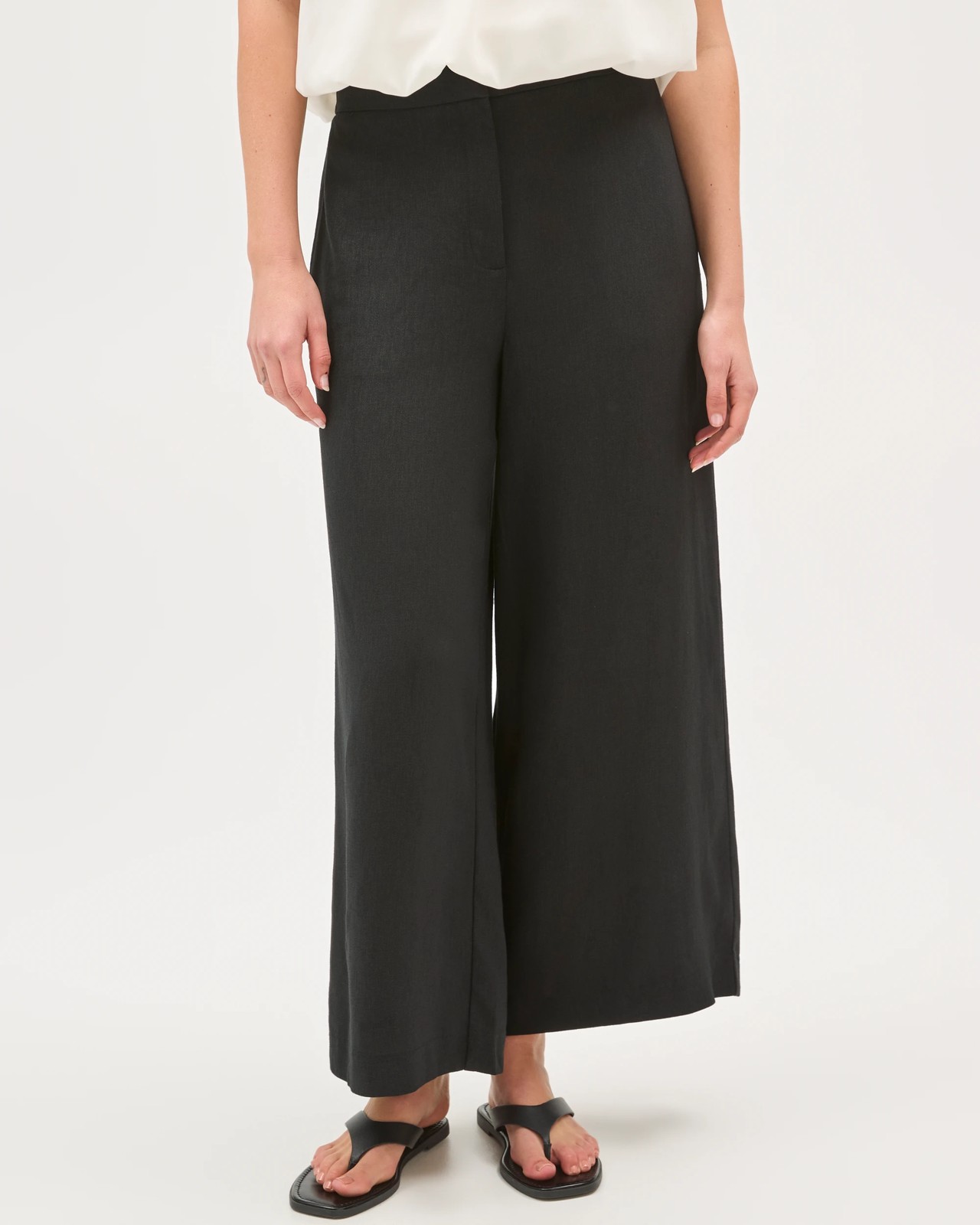Preview Linen Blend Wide Leg Culotte Pants - Black 4 of 6