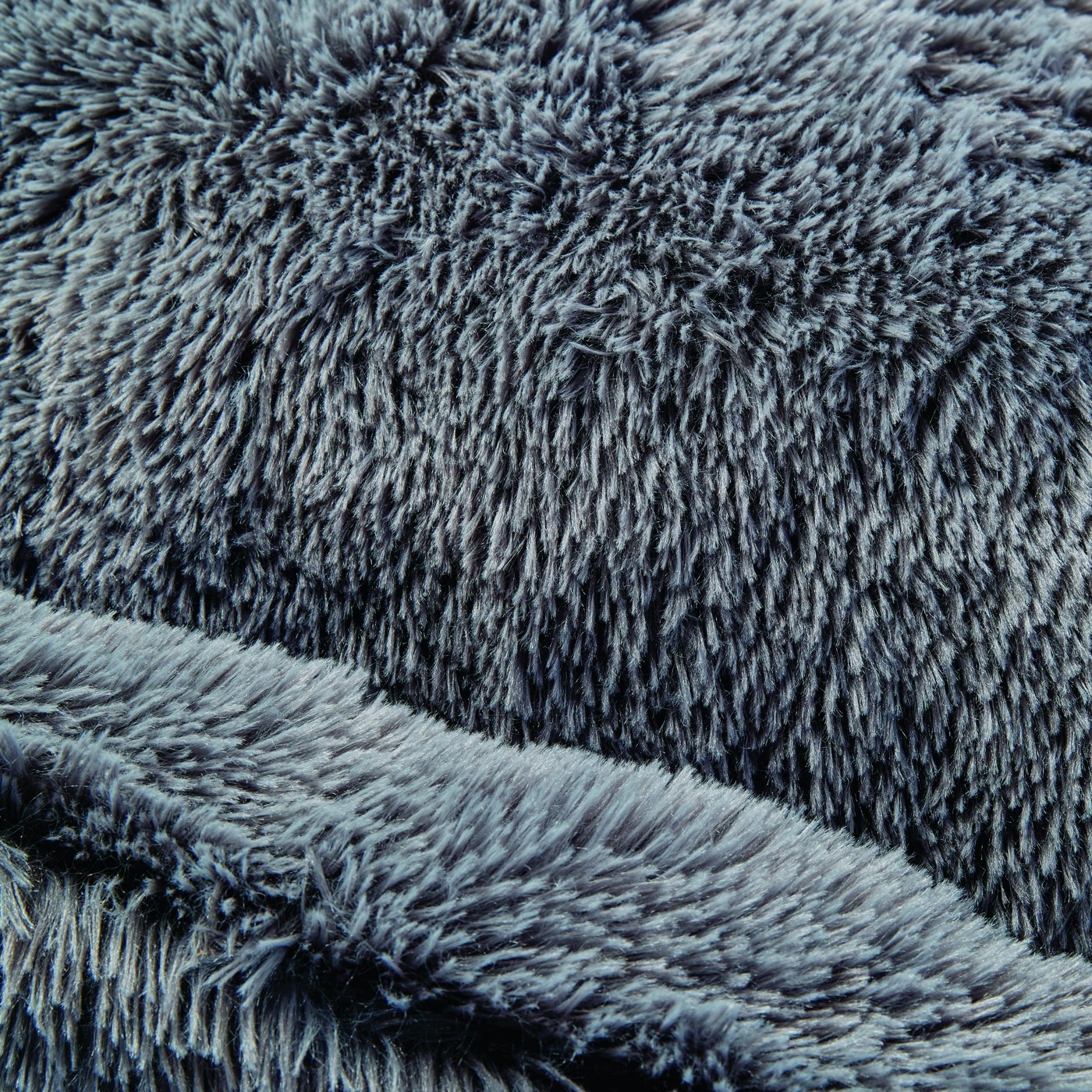 43659470-7