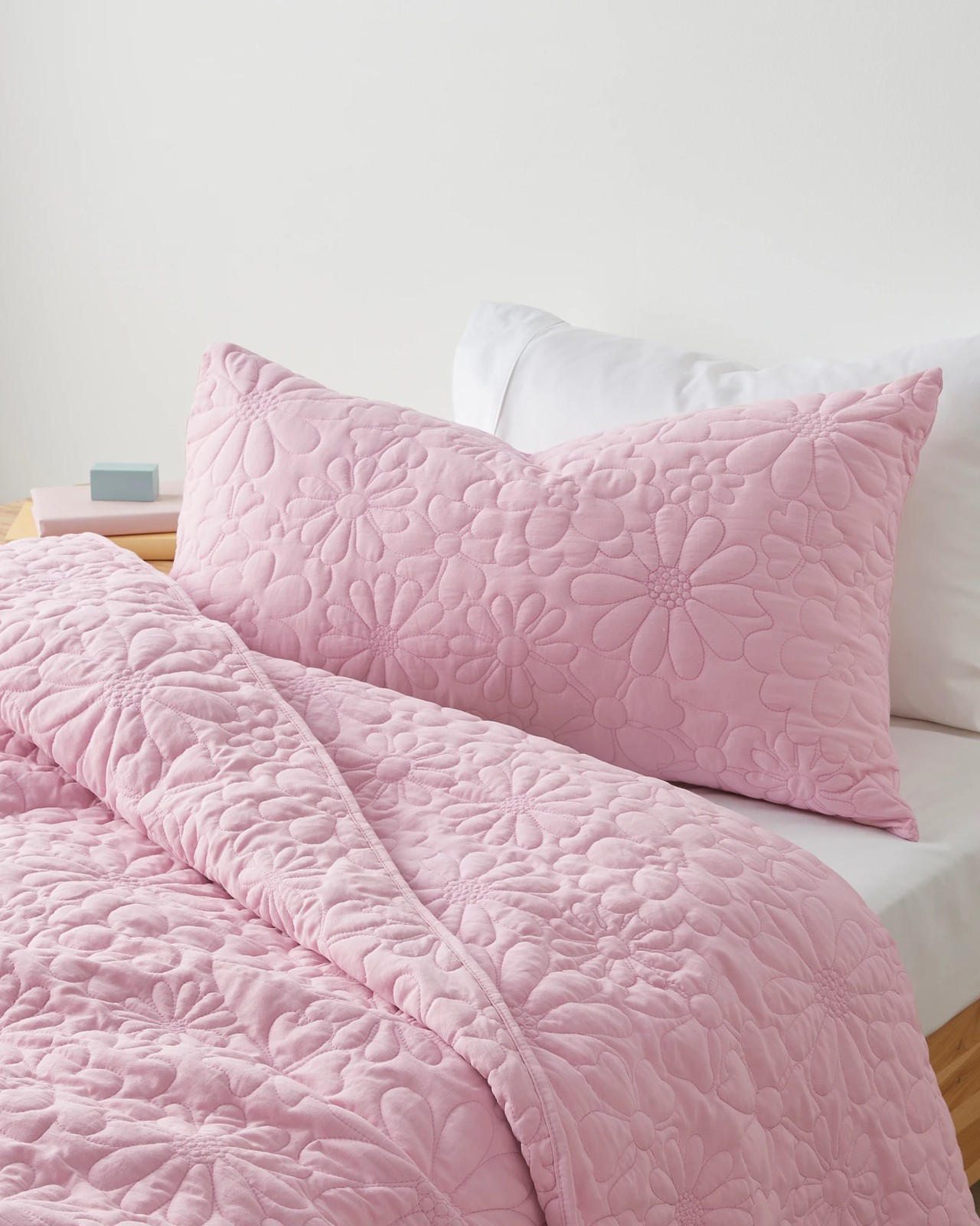 5000295727_pink-IMG-000