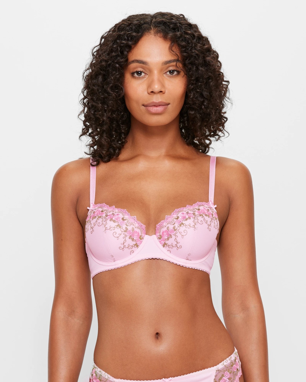 Stylish Target Laced Balconette Push-Up Bra