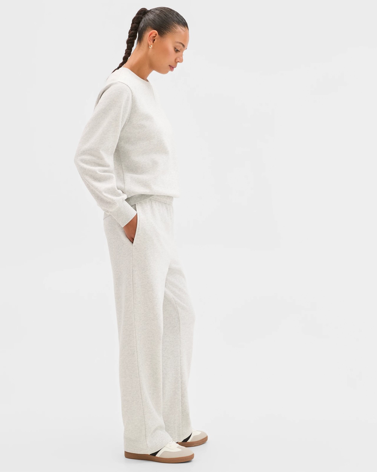 230_72099384_4+230T7209