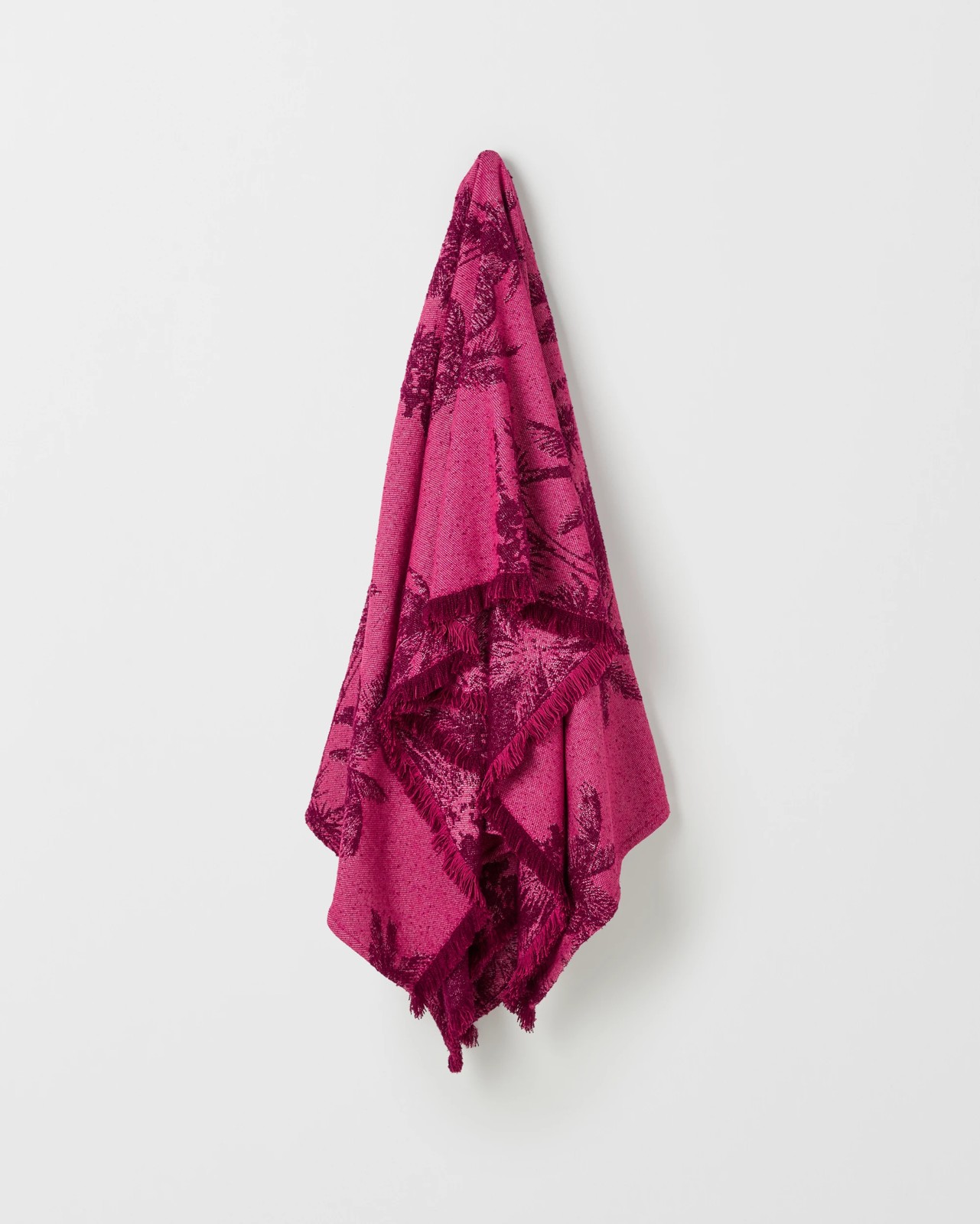 Phoenix Chenille Jacquard Throw - Magenta 3 of 3