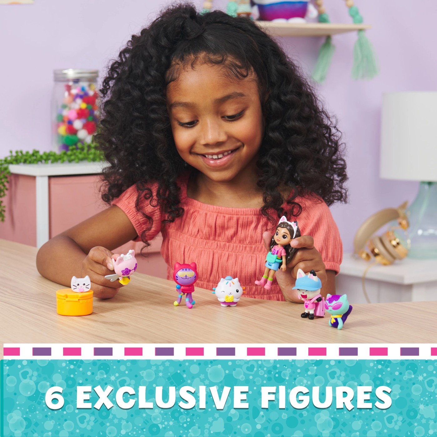 Gabby's Dollhouse Deluxe Figure Set - Travelers Theme | Target Australia