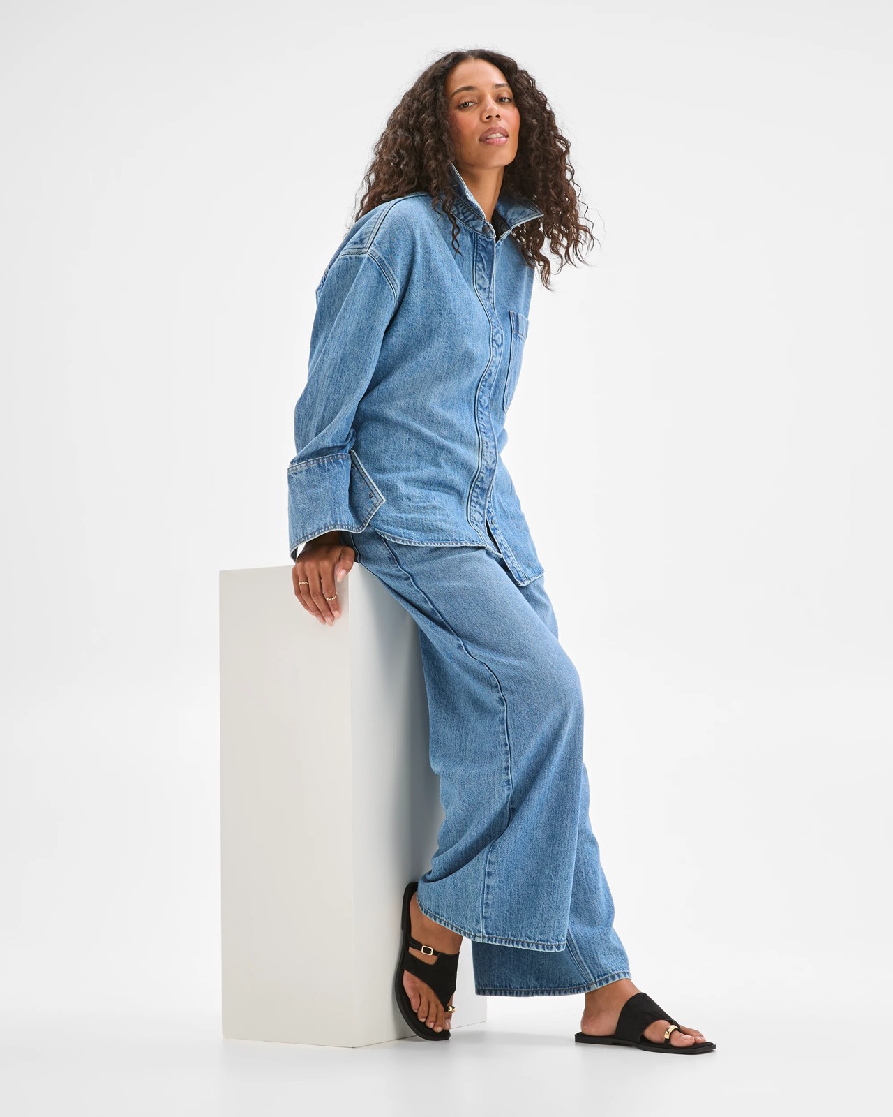 Wide Leg Slouch Denim Jeans 2 of 5