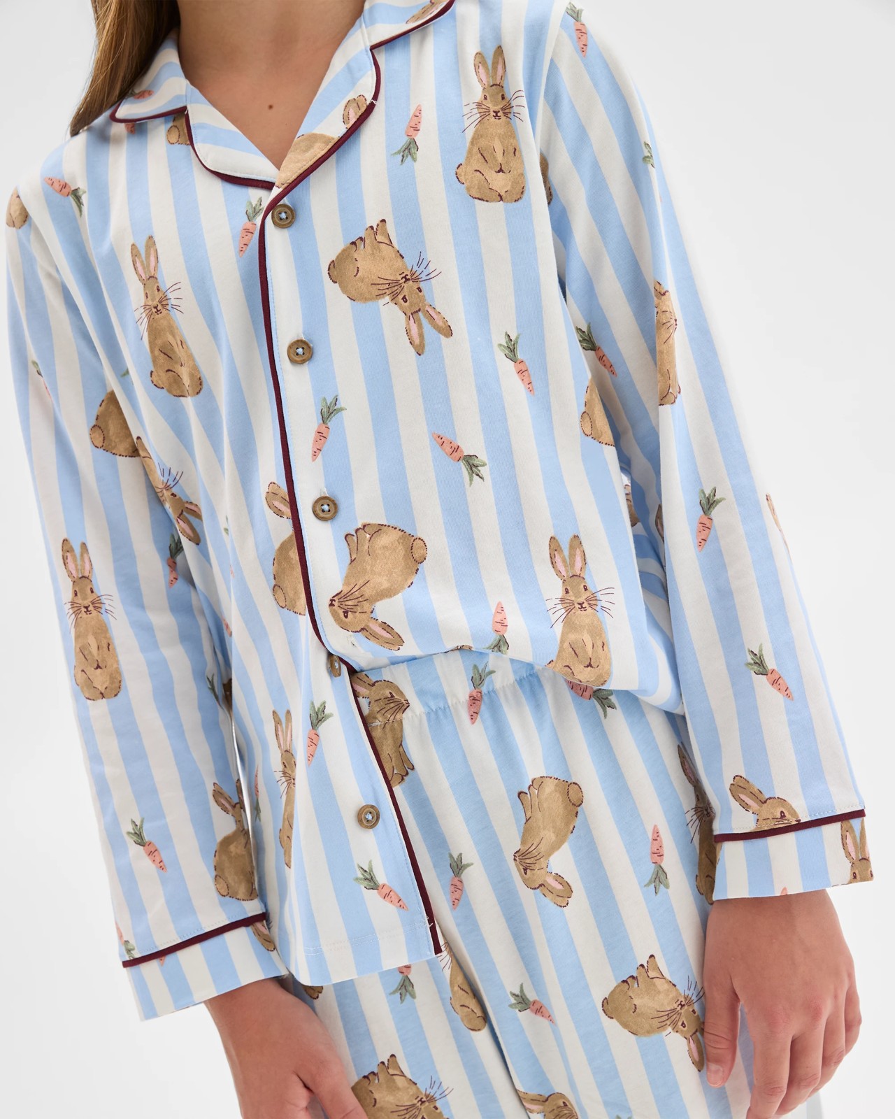 370_72043806_11+370T7204